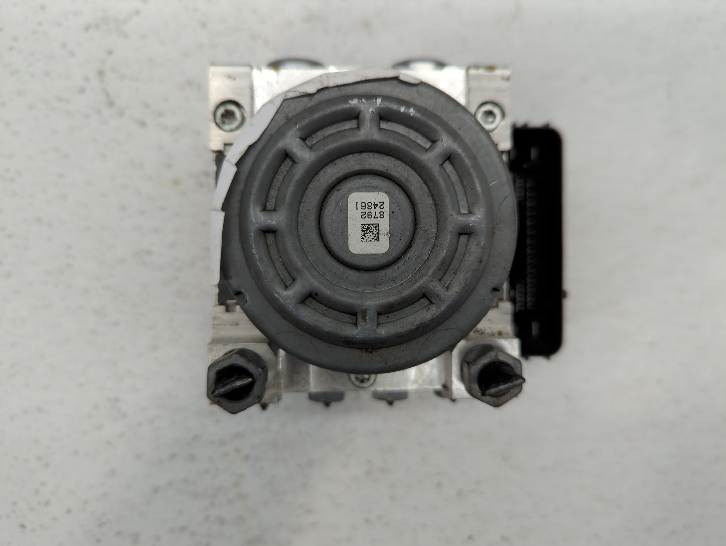 2015-2018 Ford Edge ABS Pump Control Module Replacement P/N:F2GC-2C405-AG F2GC-2C405-AK Fits Fits 2015 2016 2017 2018 OEM Us