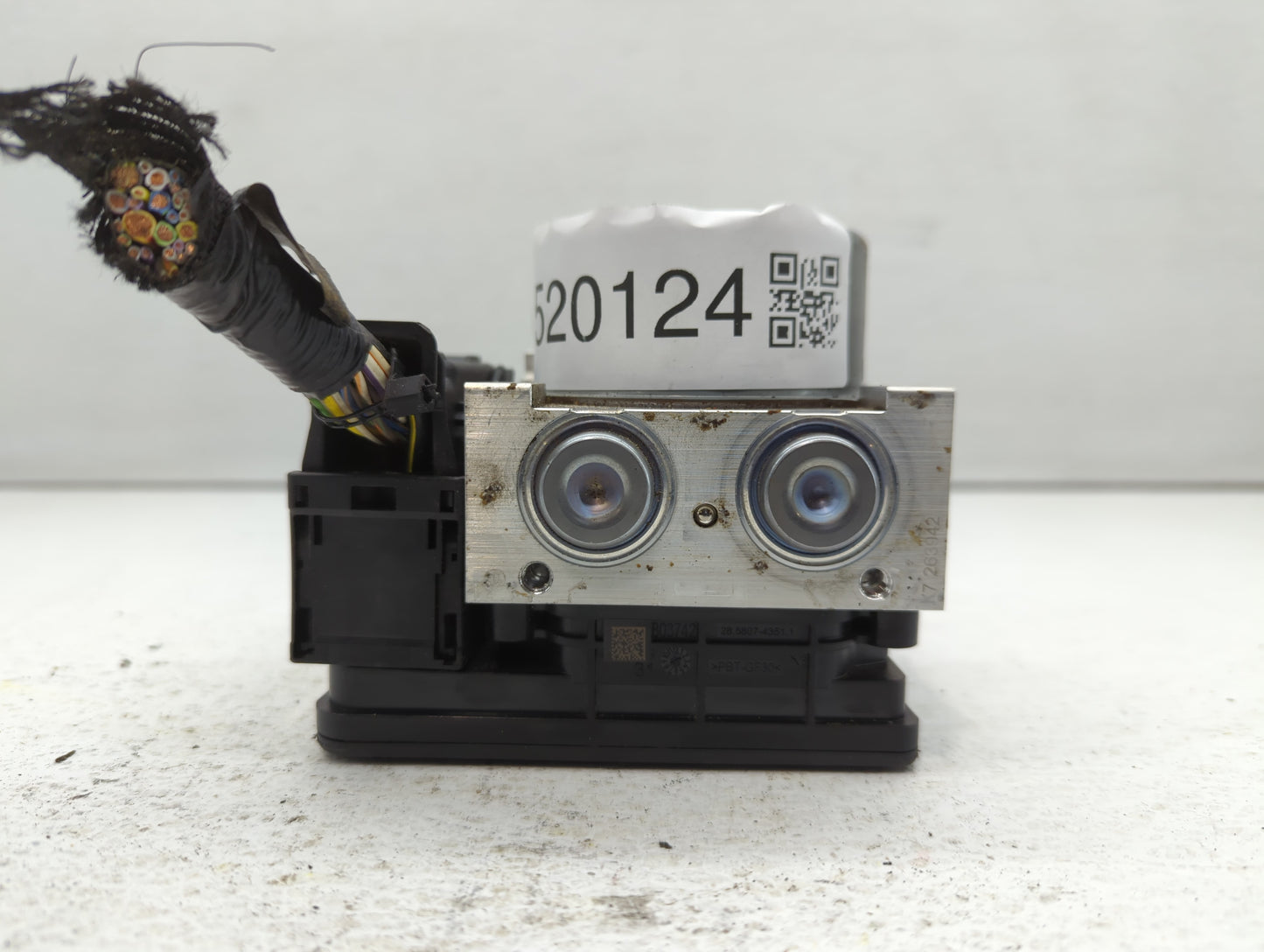 2015-2018 Ford Edge ABS Pump Control Module Replacement P/N:F2GC-2C405-AG F2GC-2C405-AK Fits Fits 2015 2016 2017 2018 OEM Us