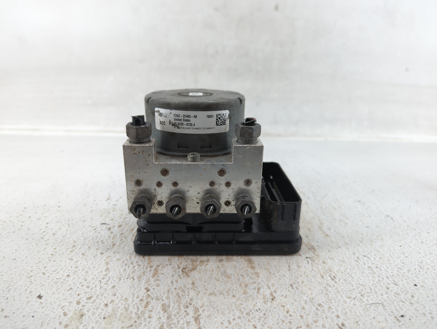 2015-2018 Ford Edge ABS Pump Control Module Replacement P/N:F2GC-2C405-AK Fits Fits 2015 2016 2017 2018 OEM Used Auto Parts 