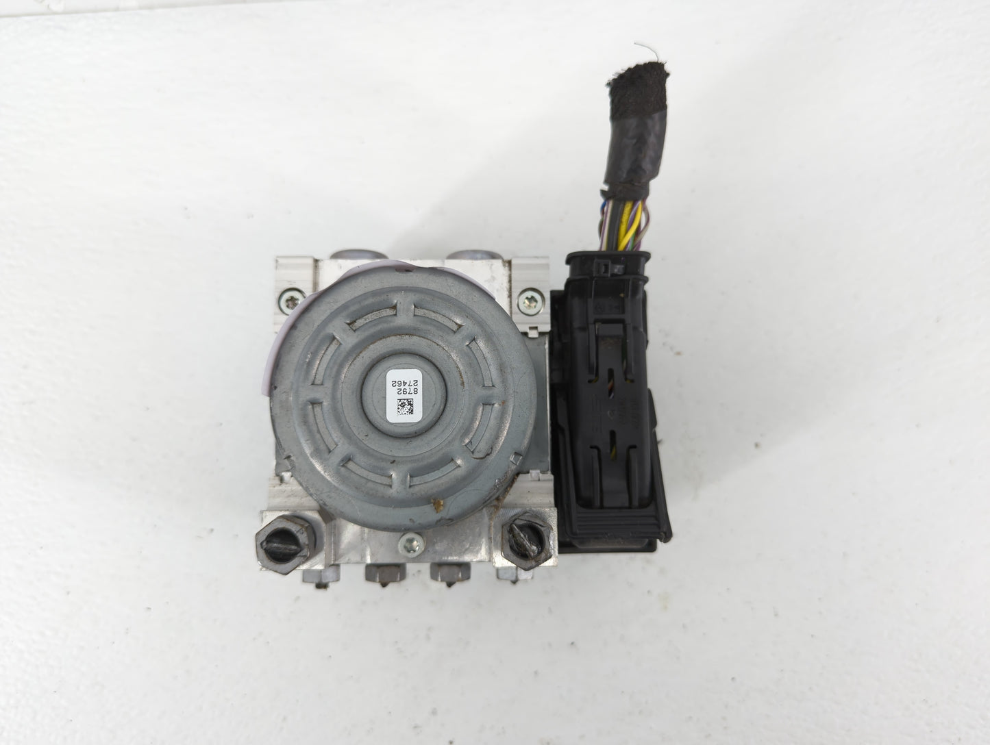 2015-2018 Ford Edge ABS Pump Control Module Replacement P/N:F2GC-2C405-BG Fits Fits 2015 2016 2017 2018 OEM Used Auto Parts 