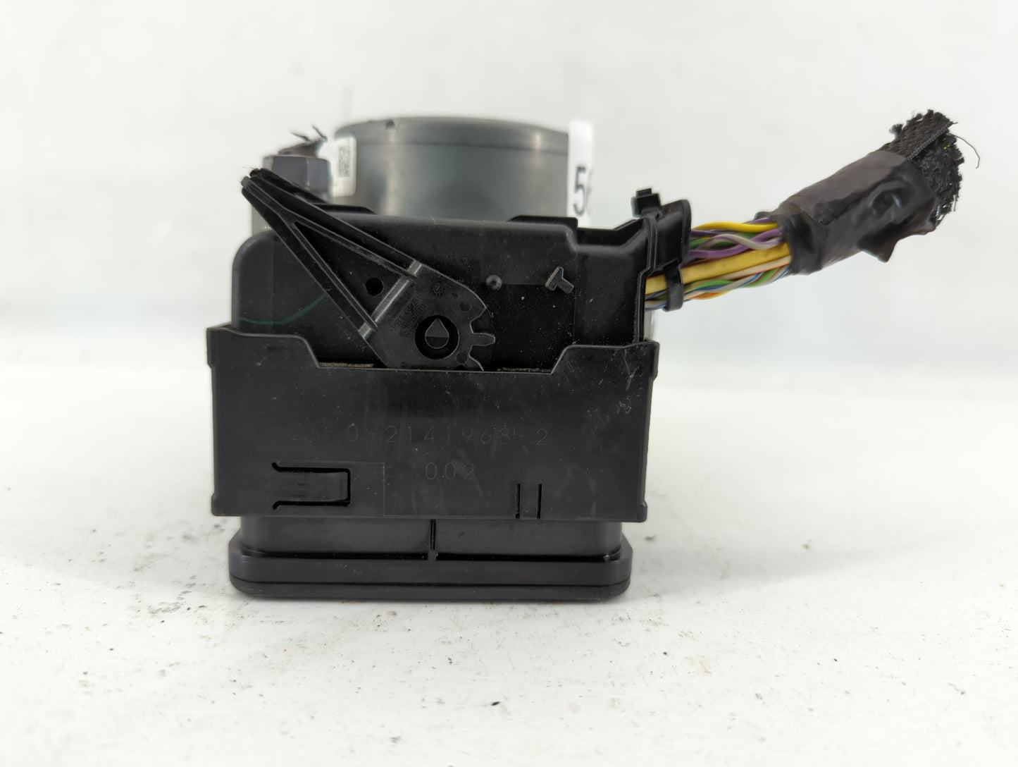 2015-2018 Ford Edge ABS Pump Control Module Replacement P/N:F2GC-2C405-BG Fits Fits 2015 2016 2017 2018 OEM Used Auto Parts 