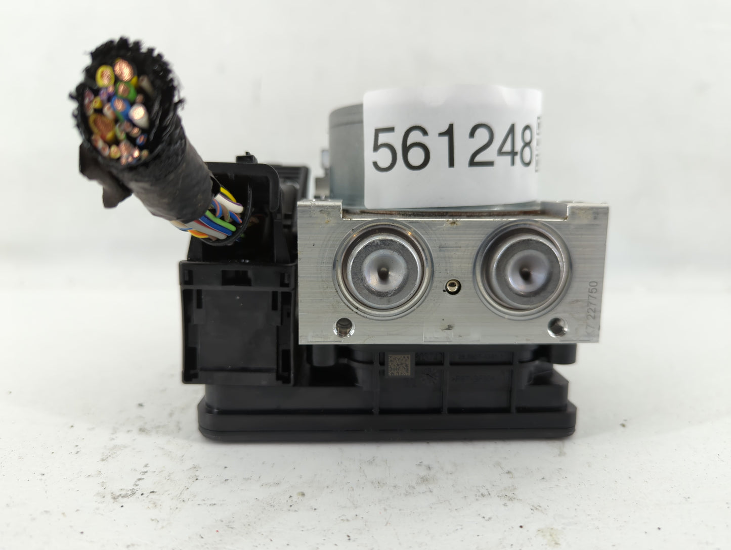 2015-2018 Ford Edge ABS Pump Control Module Replacement P/N:F2GC-2C405-BG Fits Fits 2015 2016 2017 2018 OEM Used Auto Parts 