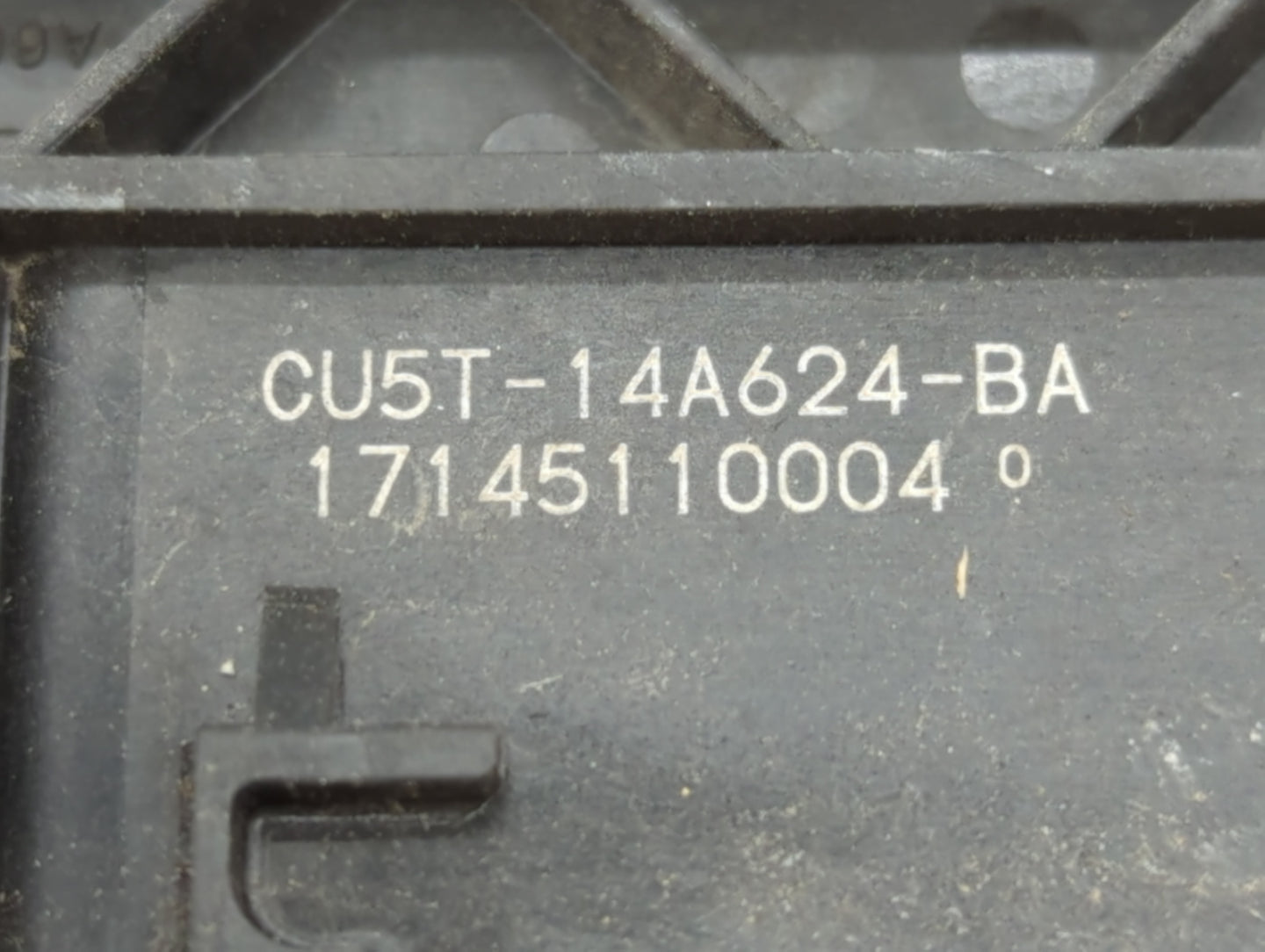 2015-2018 Ford Edge PCM Engine Control Computer ECU ECM PCU OEM P/N:CU5T-14A624-BA Fits Fits 2015 2016 2017 2018 2019 OEM Us