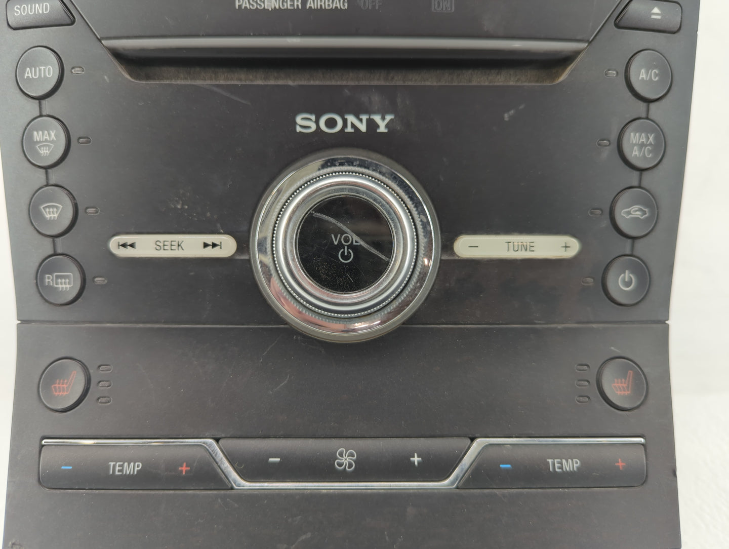 2015-2018 Ford Edge Radio AM FM Cd Player Receiver Replacement P/N:HT4T-18E245-CA Fits Fits 2015 2016 2017 2018 OEM Used Aut