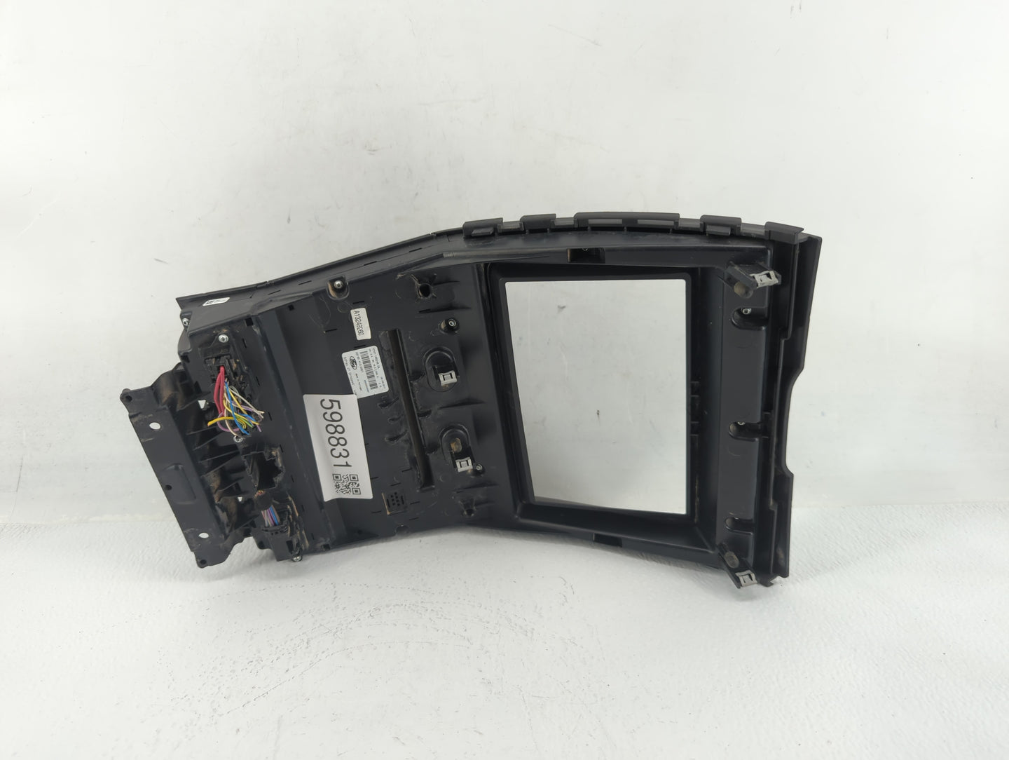 2015-2018 Ford Edge Radio AM FM Cd Player Receiver Replacement P/N:HT4T-18E245-CA Fits Fits 2015 2016 2017 2018 OEM Used Aut