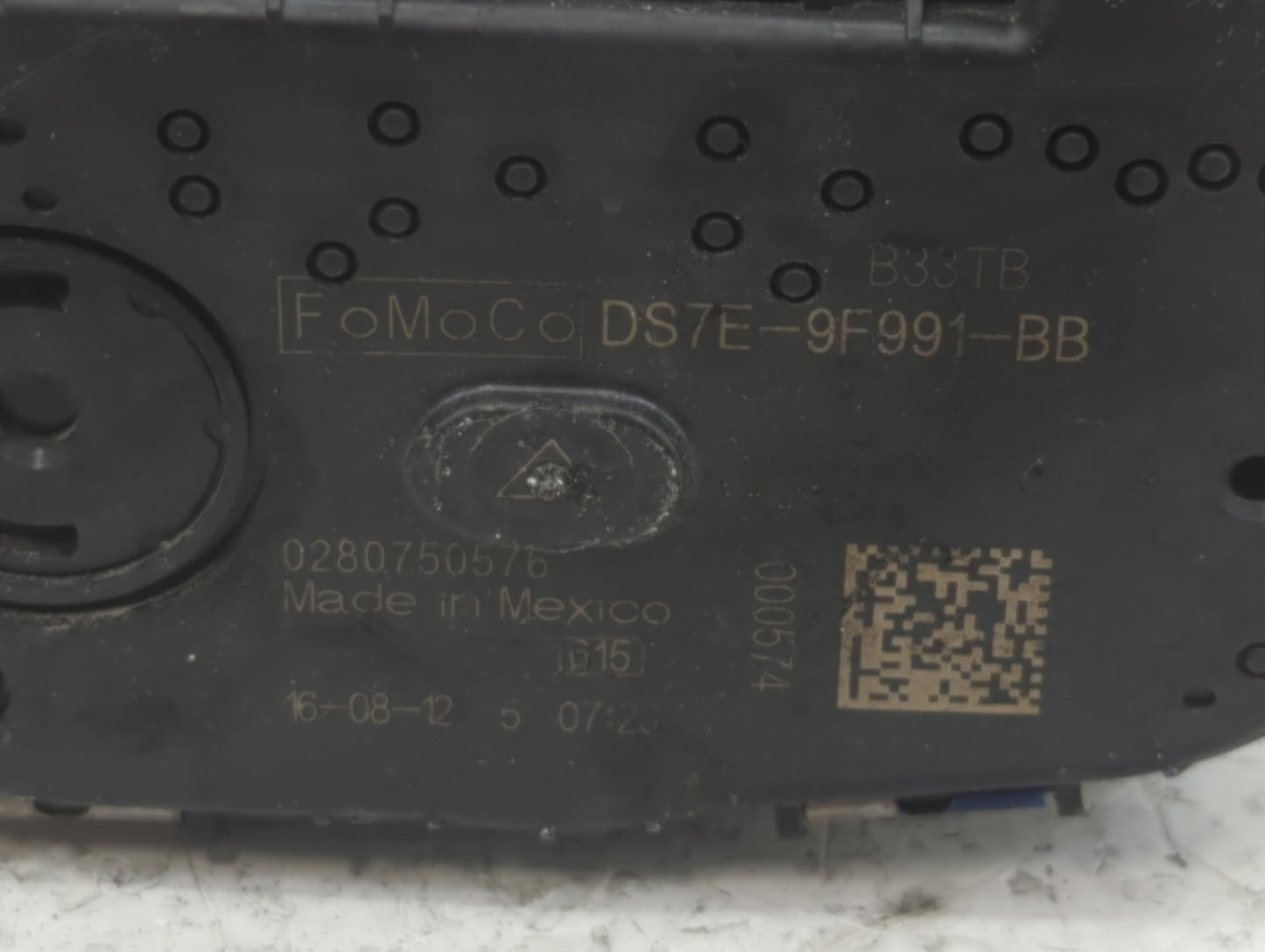 2015-2018 Ford Edge Throttle Body P/N:DS7E-9F991-BB Fits Fits 2014 2015 2016 2017 2018 2019 2020 2021 2022 OEM Used Auto Par