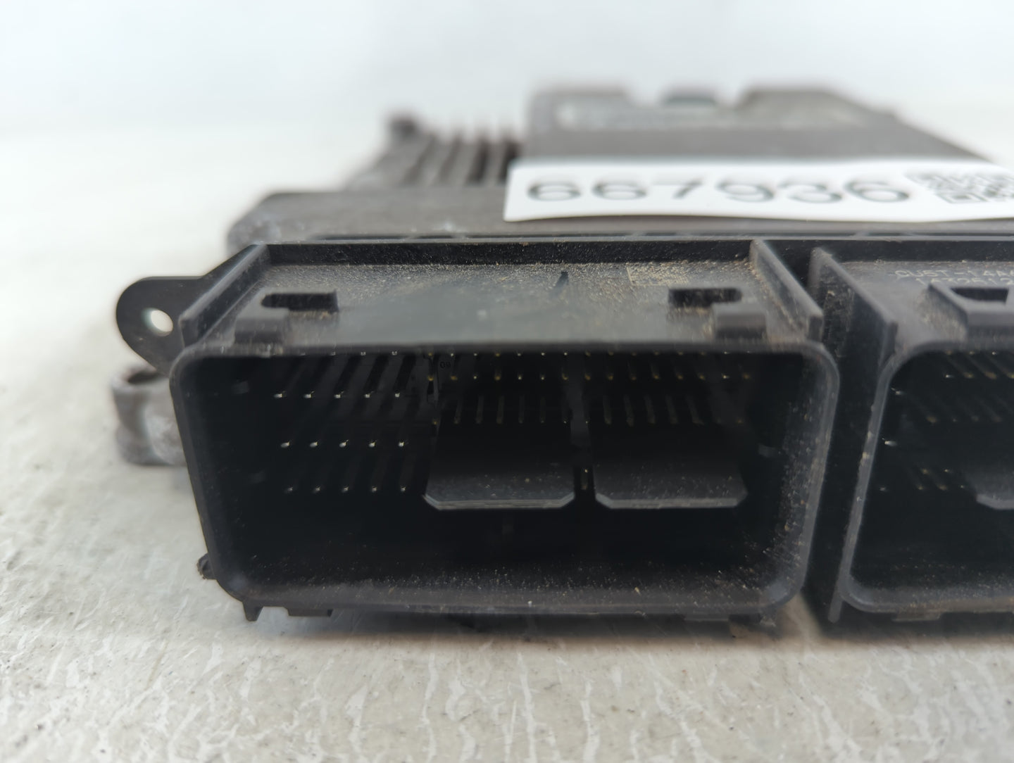 2015-2018 Ford Edge PCM Engine Control Computer ECU ECM PCU OEM P/N:FB5A-12A650-BSA Fits Fits 2015 2016 2017 2018 2019 OEM U