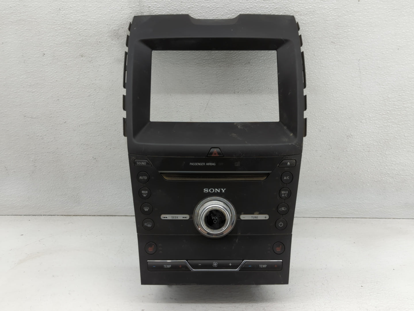 2017-2018 Ford Edge Radio AM FM Cd Player Receiver Replacement P/N:HT4T-18E245-CA Fits Fits 2017 2018 OEM Used Auto Parts - 