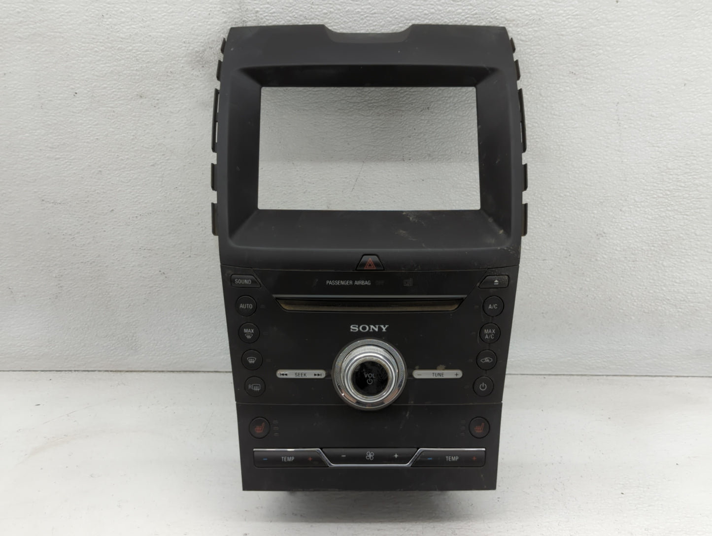 2017-2018 Ford Edge Radio AM FM Cd Player Receiver Replacement P/N:HT4T-18E245-CA Fits Fits 2017 2018 OEM Used Auto Parts - 
