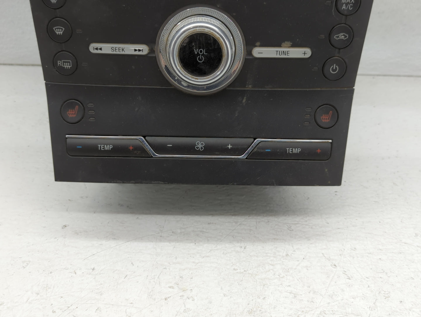 2017-2018 Ford Edge Radio AM FM Cd Player Receiver Replacement P/N:HT4T-18E245-CA Fits Fits 2017 2018 OEM Used Auto Parts - 