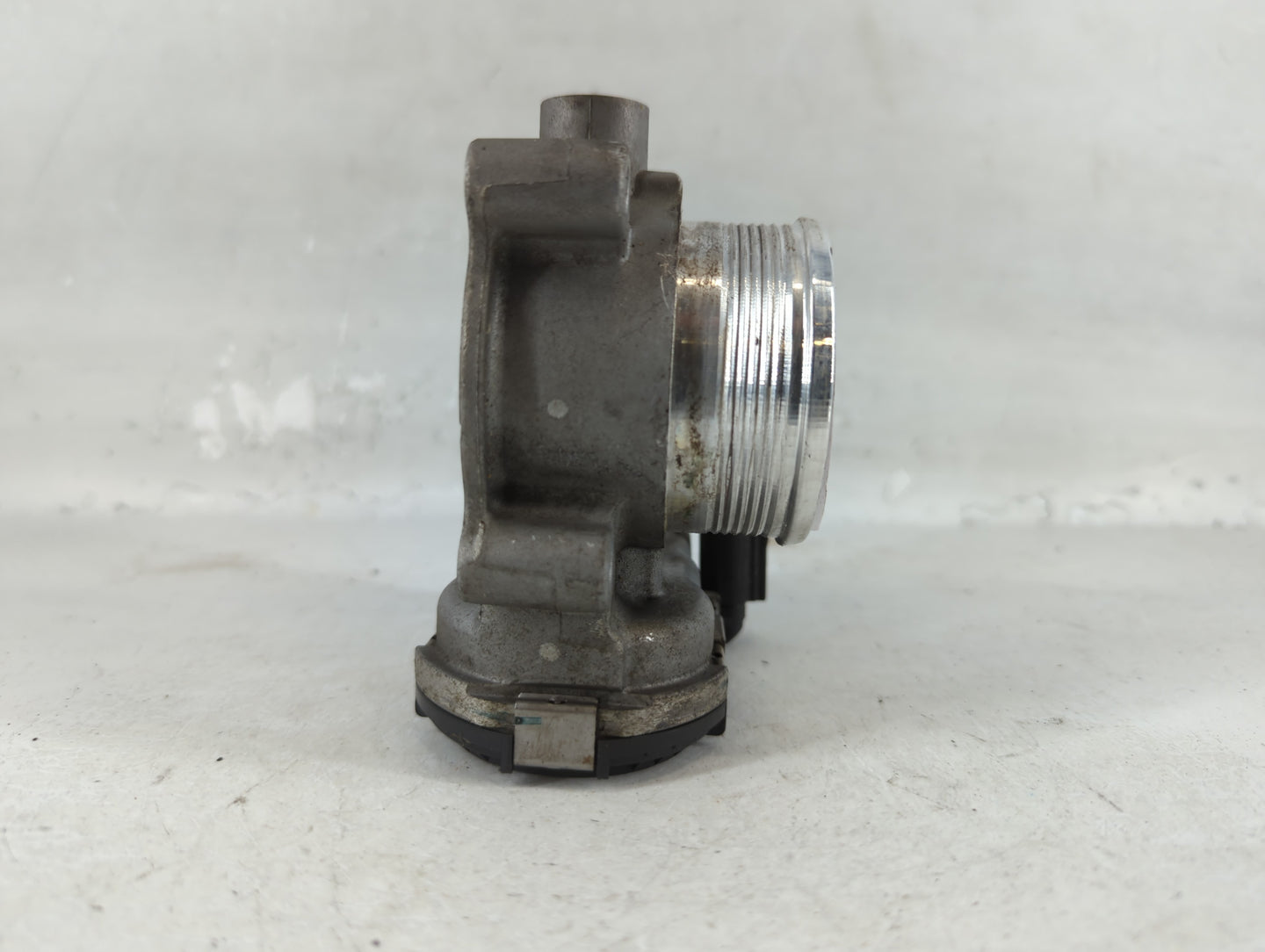 2015-2018 Ford Edge Throttle Body P/N:DS7E-9F991-BB Fits Fits 2014 2015 2016 2017 2018 2019 2020 2021 2022 OEM Used Auto Par