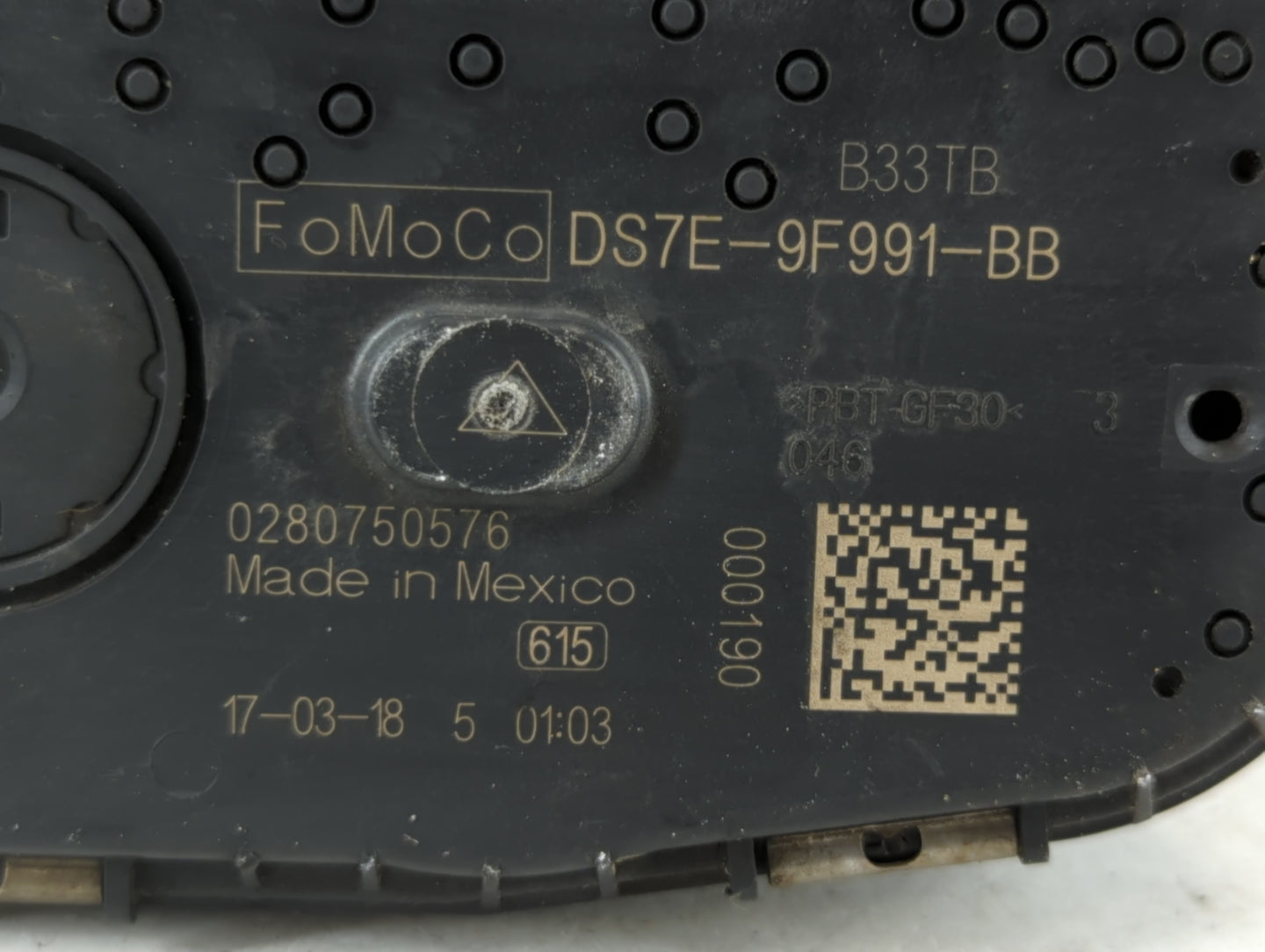 2015-2018 Ford Edge Throttle Body P/N:DS7E-9F991-BB Fits Fits 2014 2015 2016 2017 2018 2019 2020 2021 2022 OEM Used Auto Par