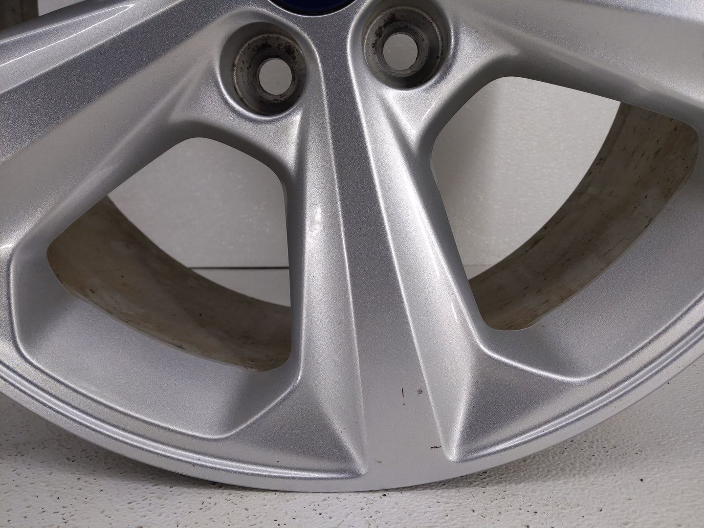 2017 Ford Edge Oem Wheel Rim - Oemusedautoparts1.com