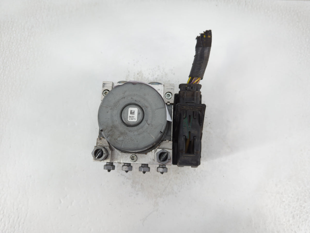 2015-2018 Ford Edge Anti-Lock Brake ABS Pump Module Actuator OEM P/N:F2GC-2C405-BK Fits Fits 2015 2016 2017 2018 OEM Used Au