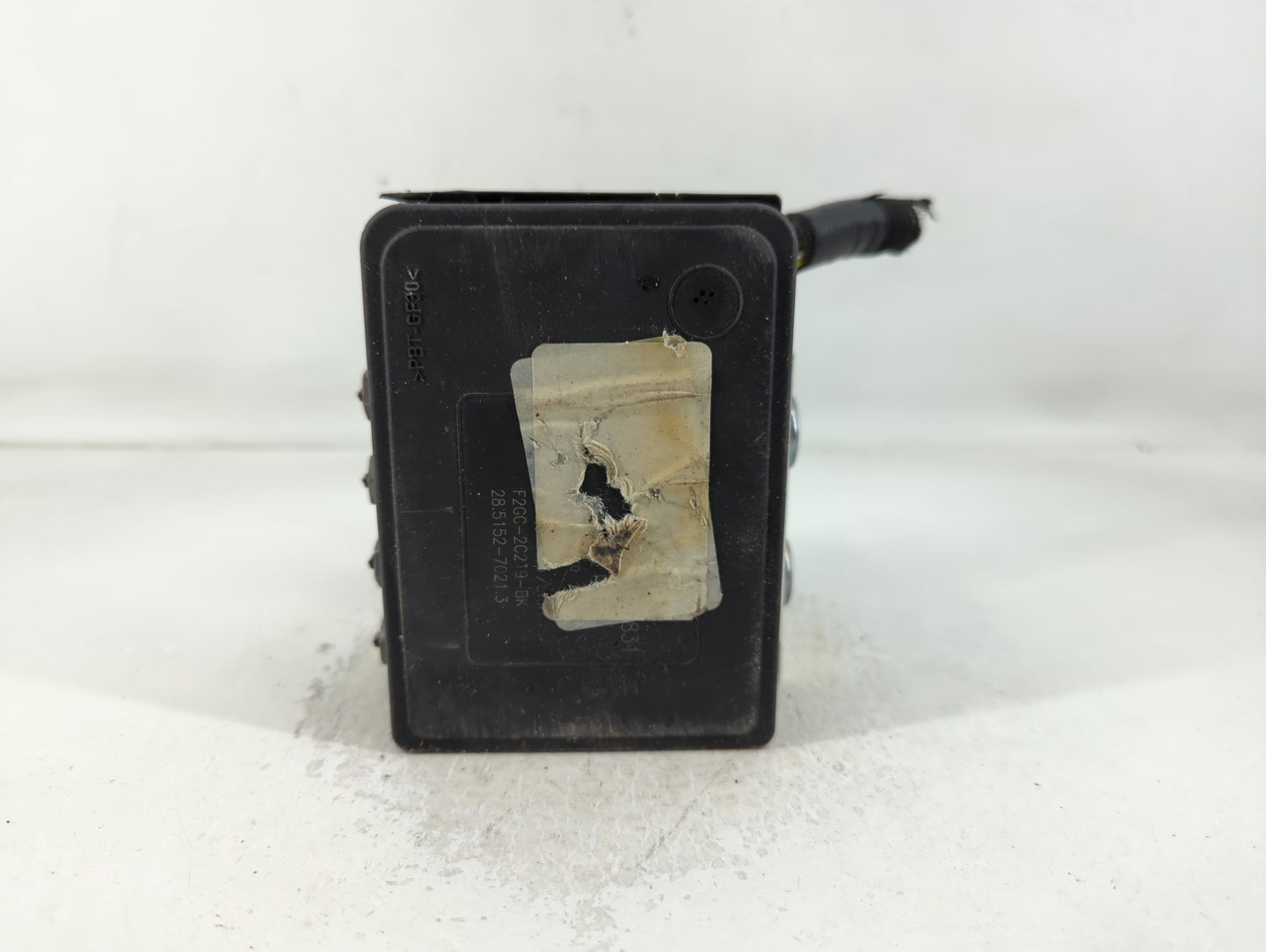 2015-2018 Ford Edge ABS Pump Control Module Replacement P/N:F2GC-2C405-BK Fits Fits 2015 2016 2017 2018 OEM Used Auto Parts 