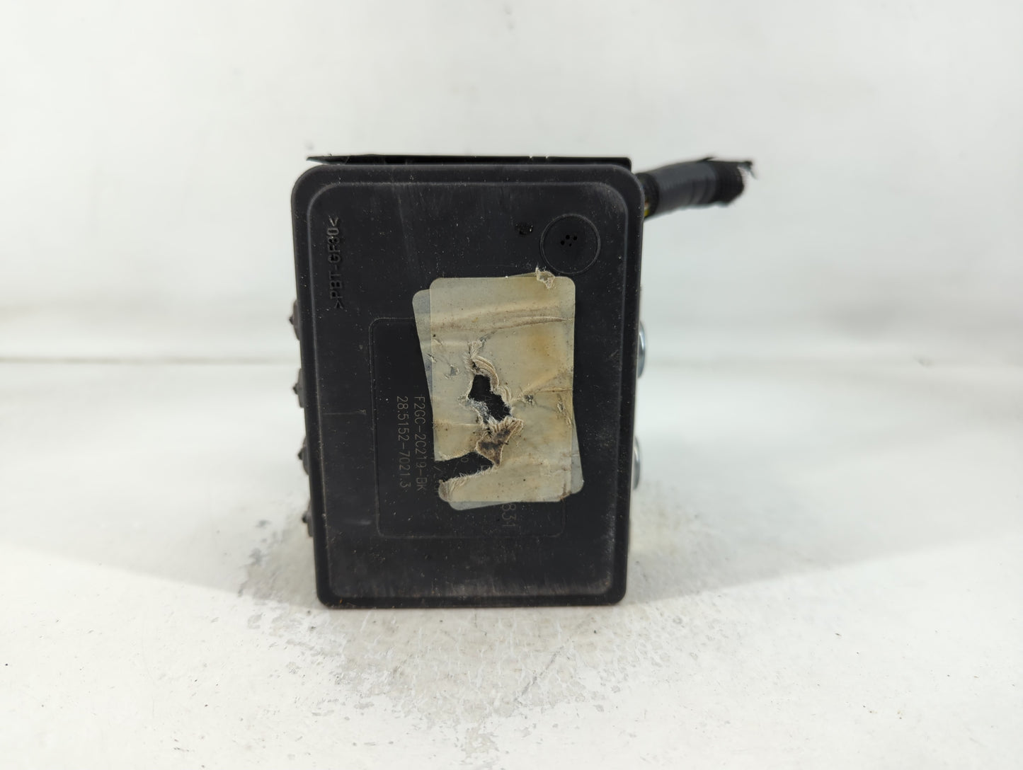 2015-2018 Ford Edge ABS Pump Control Module Replacement P/N:F2GC-2C405-BK Fits Fits 2015 2016 2017 2018 OEM Used Auto Parts 