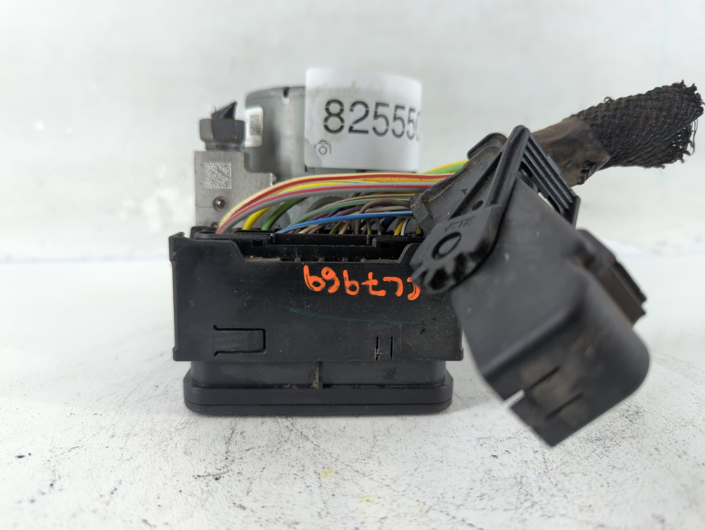 2015-2018 Ford Edge ABS Pump Control Module Replacement P/N:F2GC-2C405-AG Fits Fits 2015 2016 2017 2018 OEM Used Auto Parts 