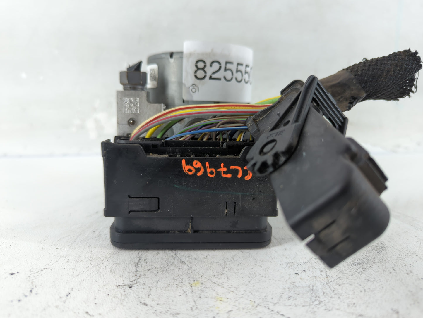 2015-2018 Ford Edge ABS Pump Control Module Replacement P/N:F2GC-2C405-AG Fits Fits 2015 2016 2017 2018 OEM Used Auto Parts 
