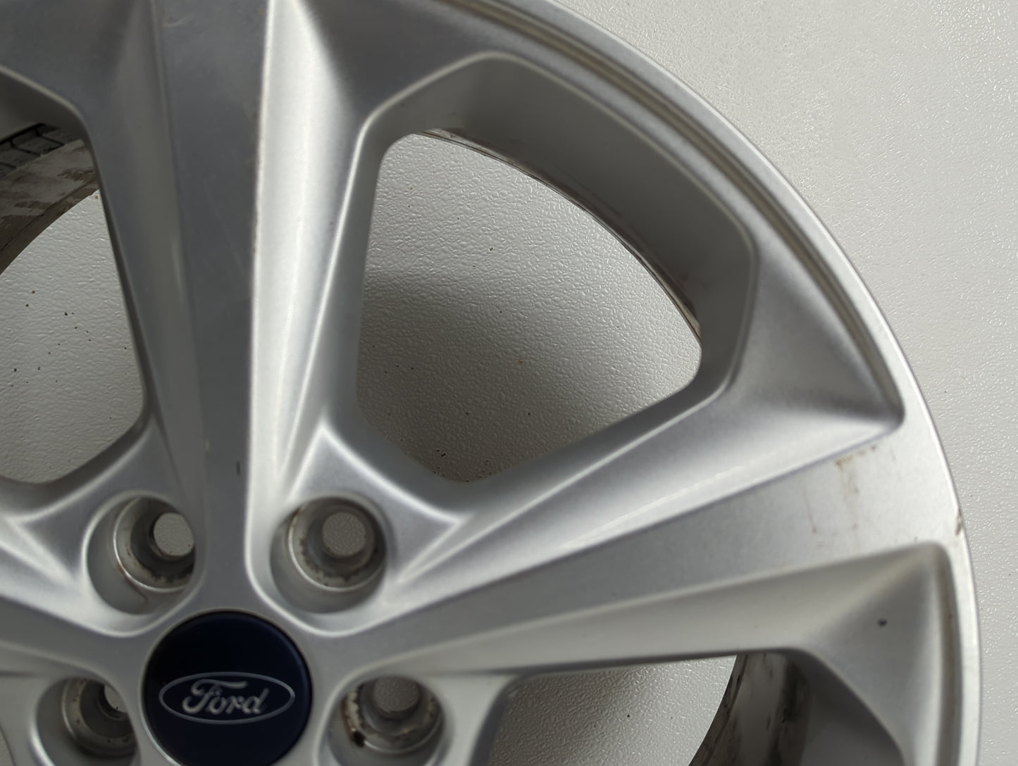 2017 Ford Edge Oem Wheel Rim Silver - Oemusedautoparts1.com