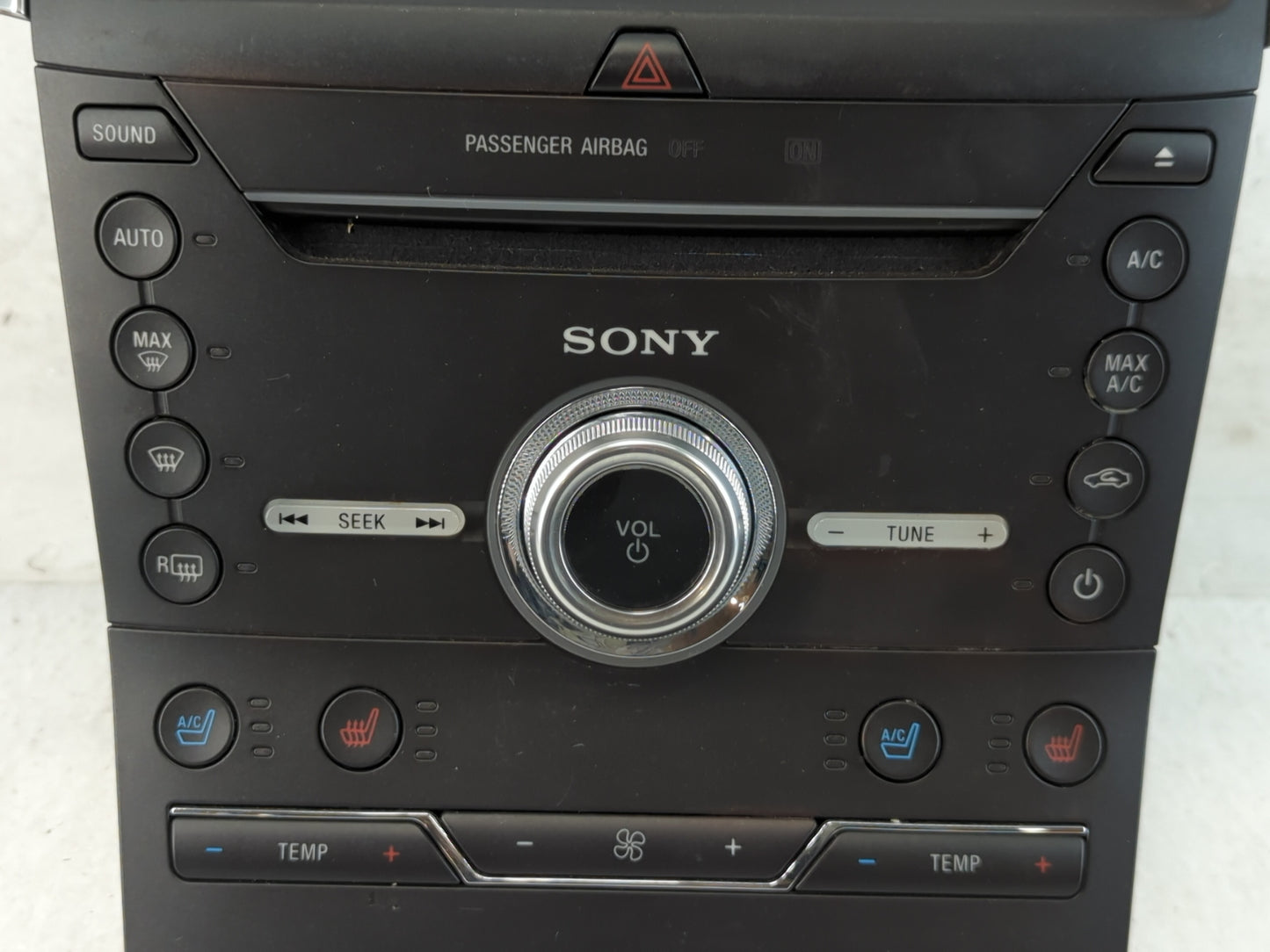 2017-2018 Ford Edge Radio AM FM Cd Player Receiver Replacement P/N:HT4T-18E245-EA Fits Fits 2017 2018 OEM Used Auto Parts - 