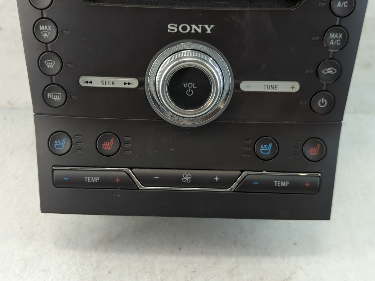 2017-2018 Ford Edge Radio AM FM Cd Player Receiver Replacement P/N:HT4T-18E245-EA Fits Fits 2017 2018 OEM Used Auto Parts - 