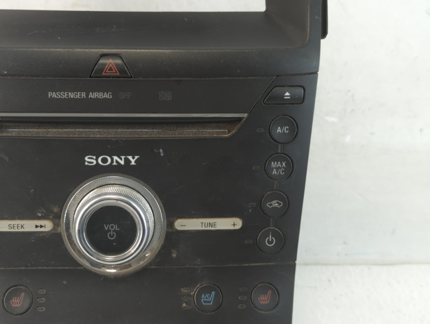 2015-2018 Ford Edge Radio AM FM Cd Player Receiver Replacement Fits Fits 2015 2016 2017 2018 OEM Used Auto Parts - Oemusedau