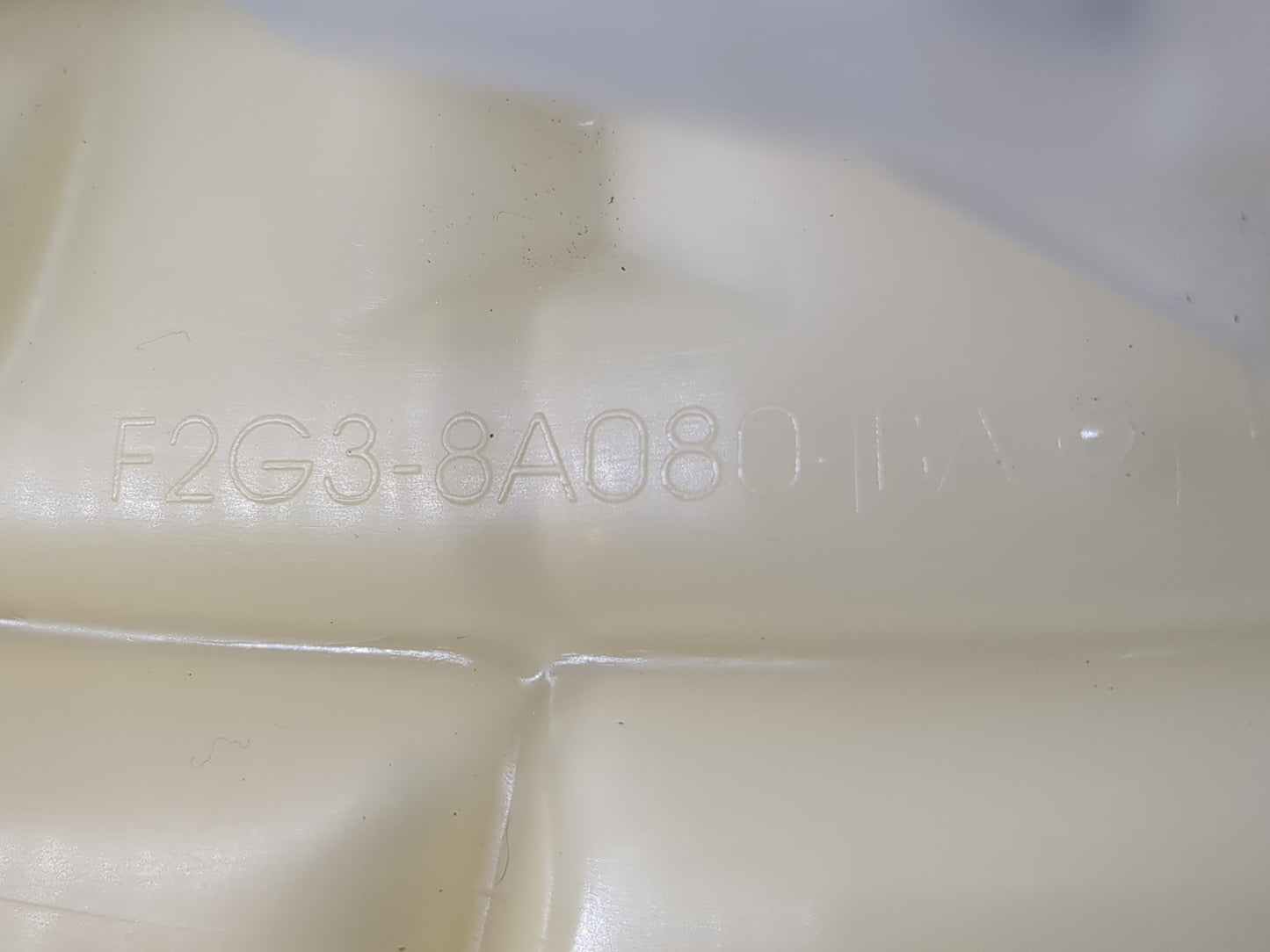 2016-2020 Ford Edge Radiator Coolant Overflow Expansion Tank Bottle 939192 - Oemusedautoparts1.com