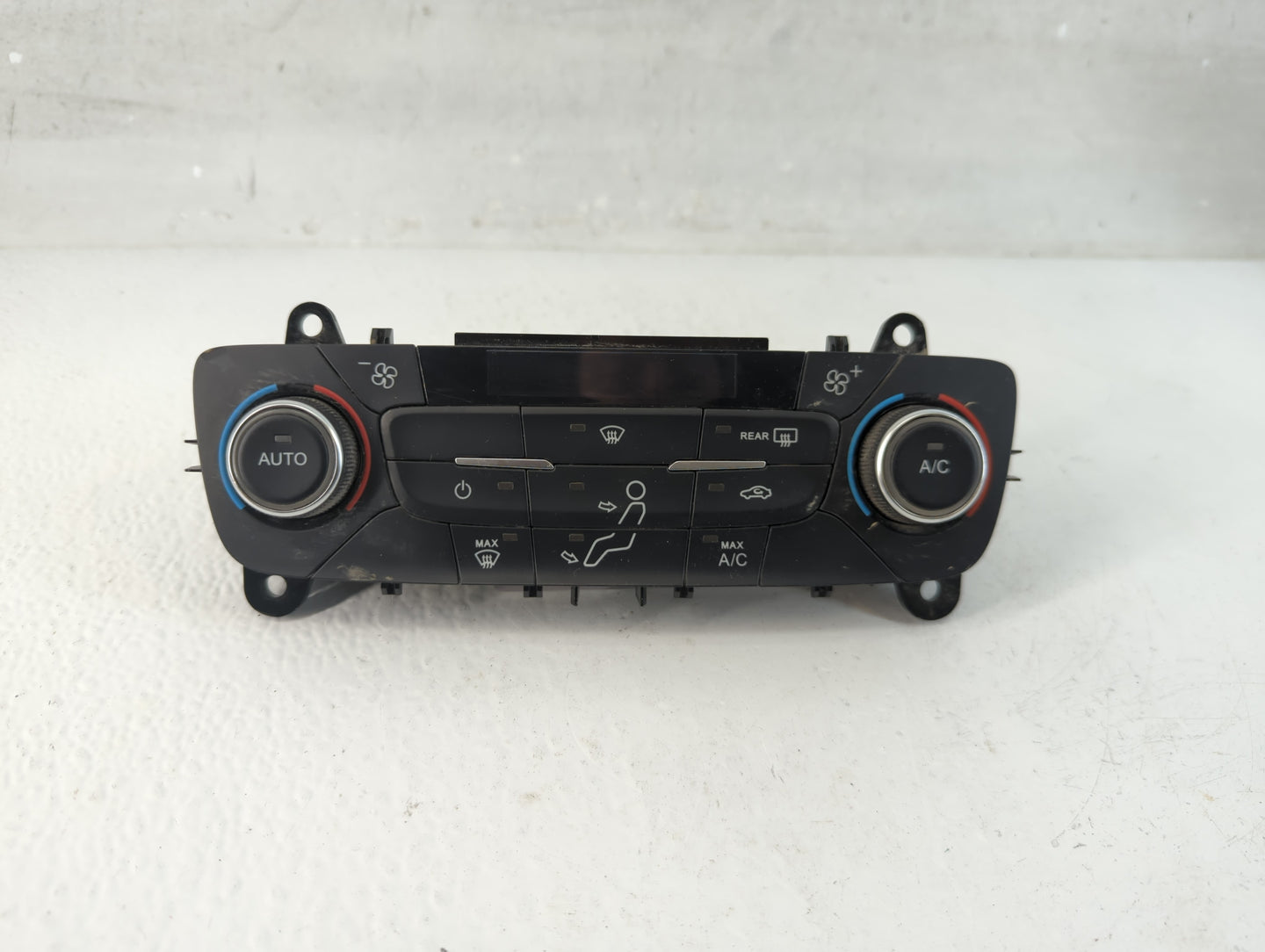 2017 Ford Escape Climate Control Module Temperature AC/Heater Replacement P/N:GJ5T-18C612-EA Fits OEM Used Auto Parts - Oemu