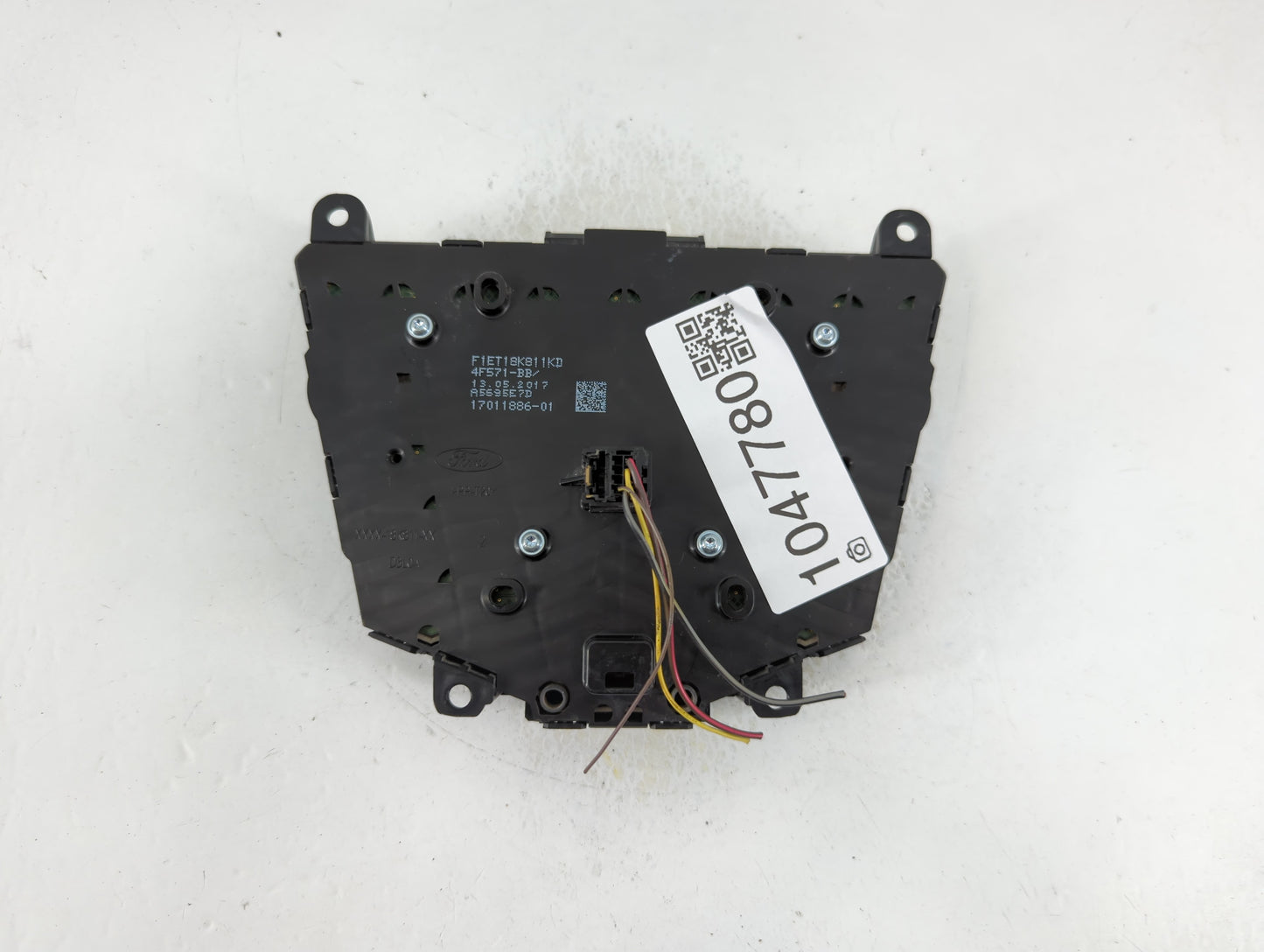 2017-2019 Ford Escape Radio AM FM Cd Player Receiver Replacement P/N:F1ET 18K811 KD Fits Fits 2015 2016 2017 2018 2019 OEM U