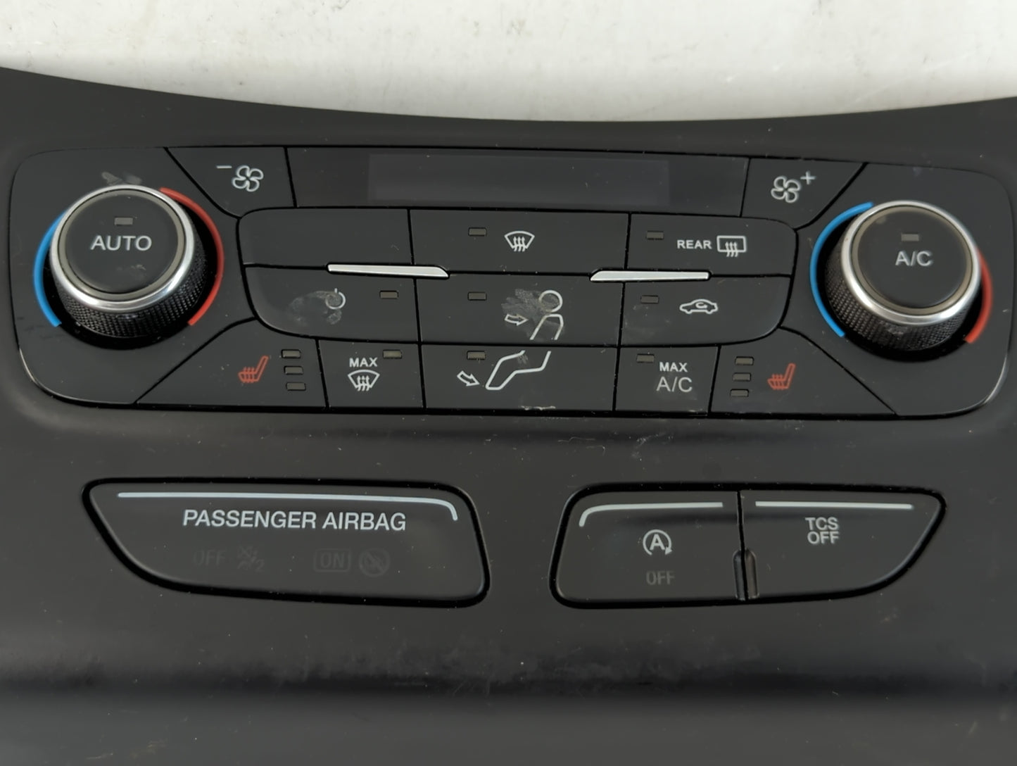 2017 Ford Escape Climate Control Module Temperature AC/Heater Replacement P/N:GJ5T-18C612-FA Fits OEM Used Auto Parts - Oemu