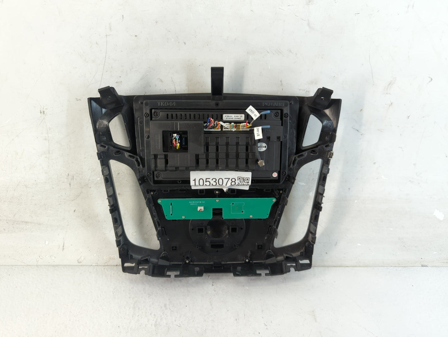 2017-2019 Ford Escape Radio AM FM Cd Player Receiver Replacement P/N:XTC8163 XT892SC Fits Fits 2015 2016 2017 2018 2019 OEM 