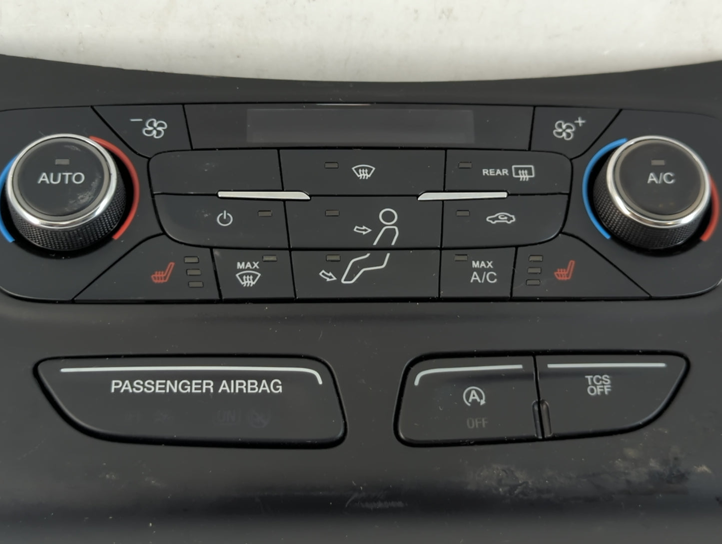 2017 Ford Escape Climate Control Module Temperature AC/Heater Replacement P/N:GJ5T-18C612-CE Fits OEM Used Auto Parts - Oemu