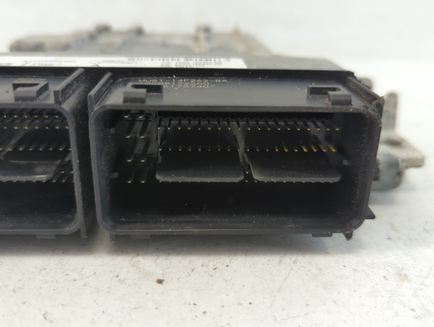 2017-2019 Ford Escape PCM Engine Control Computer ECU ECM PCU OEM P/N:HU5T-14F262-BA FV6A-12B684-AB Fits Fits 2017 2018 2019