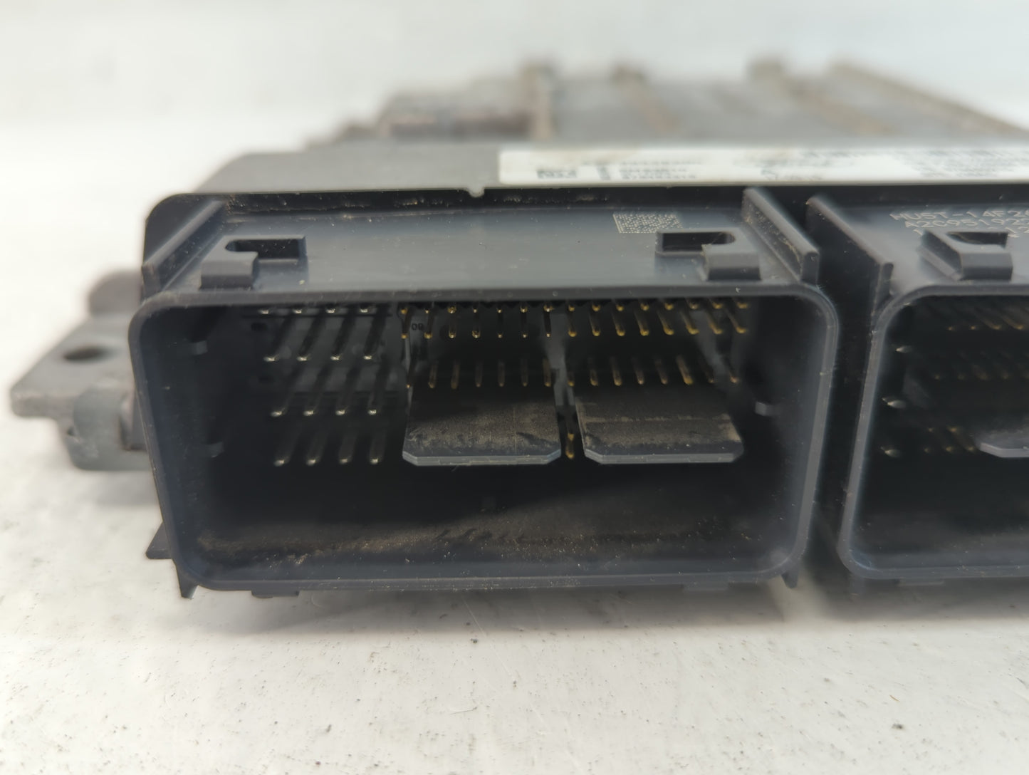 2017-2019 Ford Escape PCM Engine Control Computer ECU ECM PCU OEM P/N:HU5T-14F262-BA FV6A-12B684-AB Fits Fits 2017 2018 2019