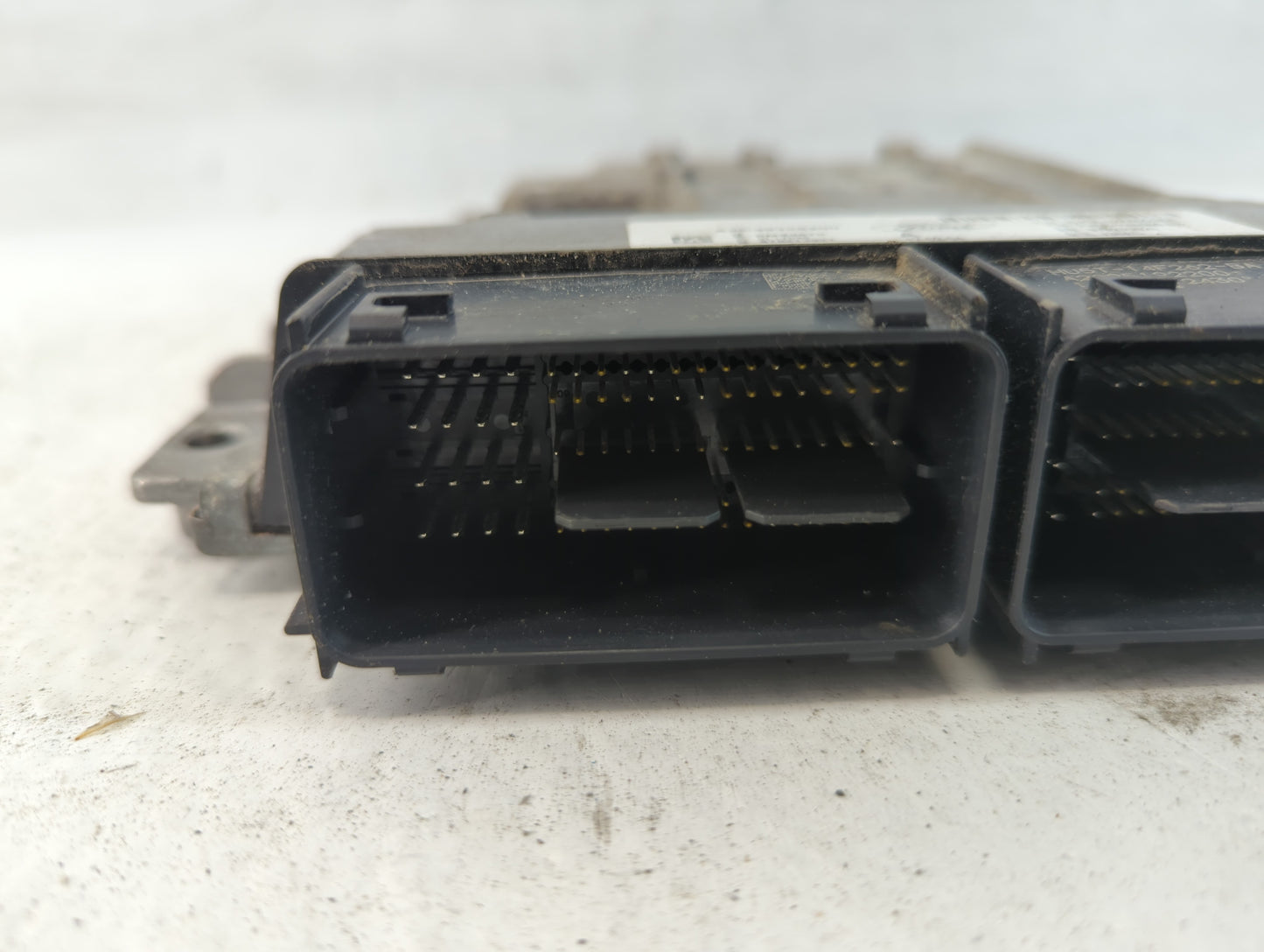 2017-2019 Ford Escape PCM Engine Control Computer ECU ECM PCU OEM P/N:HU5T-14F262-BA FV6A-12B684-AB Fits Fits 2017 2018 2019