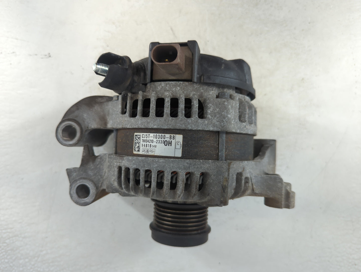 2013-2019 Ford Escape Alternator Replacement Generator Charging Assembly Engine OEM P/N:CJ5T-10300-BB Fits OEM Used Auto Par