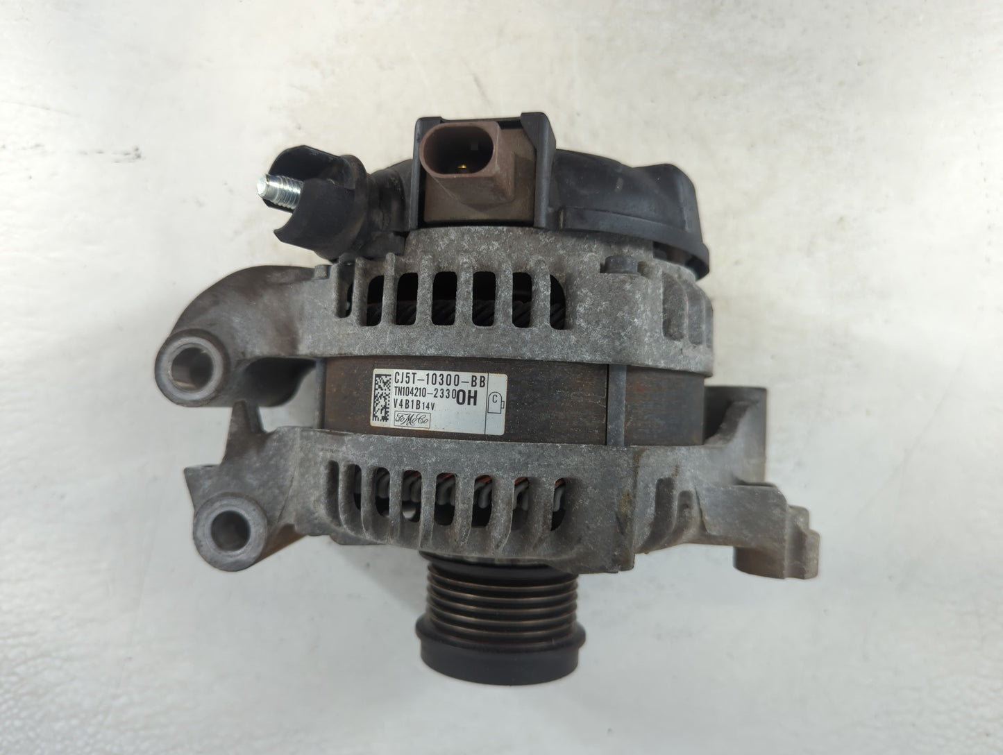 2013-2019 Ford Escape Alternator Replacement Generator Charging Assembly Engine OEM P/N:CJ5T-10300-BB Fits OEM Used Auto Par