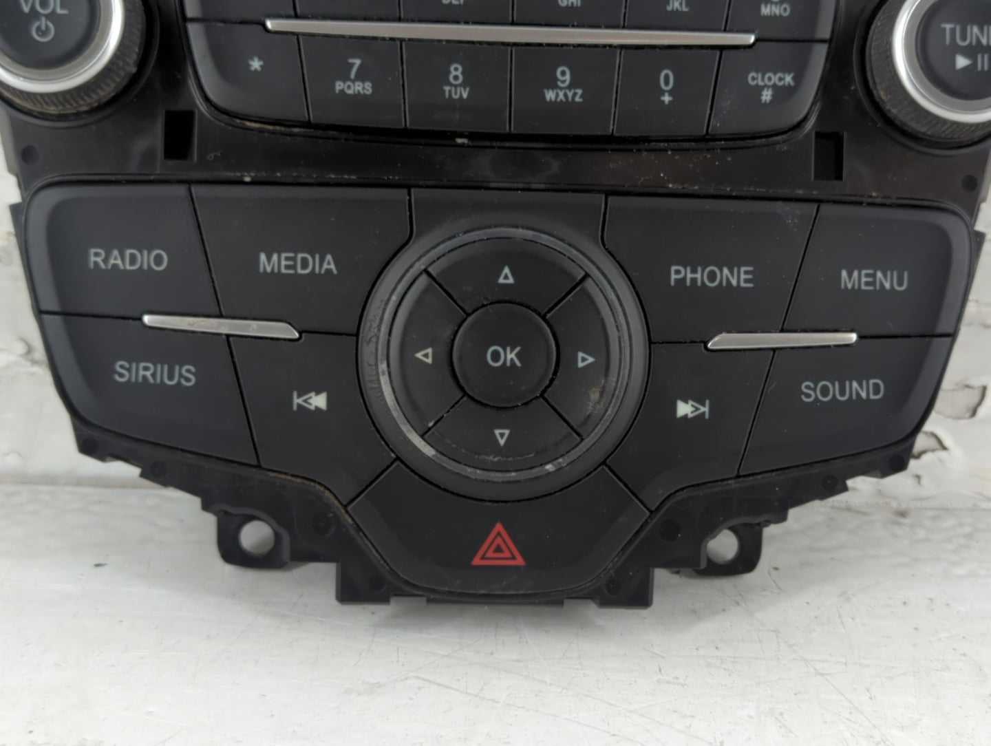 2017-2019 Ford Escape Radio AM FM Cd Player Receiver Replacement P/N:D3L0A XXXX-18K811-XX Fits Fits 2015 2016 2017 2018 2019