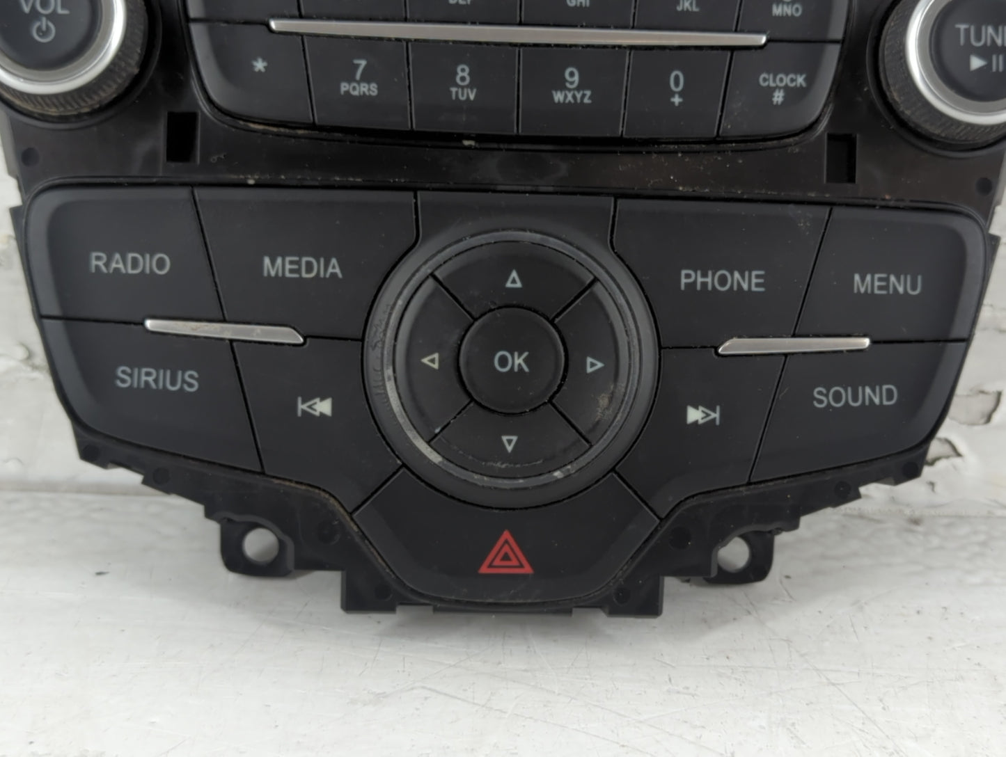 2017-2019 Ford Escape Radio AM FM Cd Player Receiver Replacement P/N:D3L0A XXXX-18K811-XX Fits Fits 2015 2016 2017 2018 2019