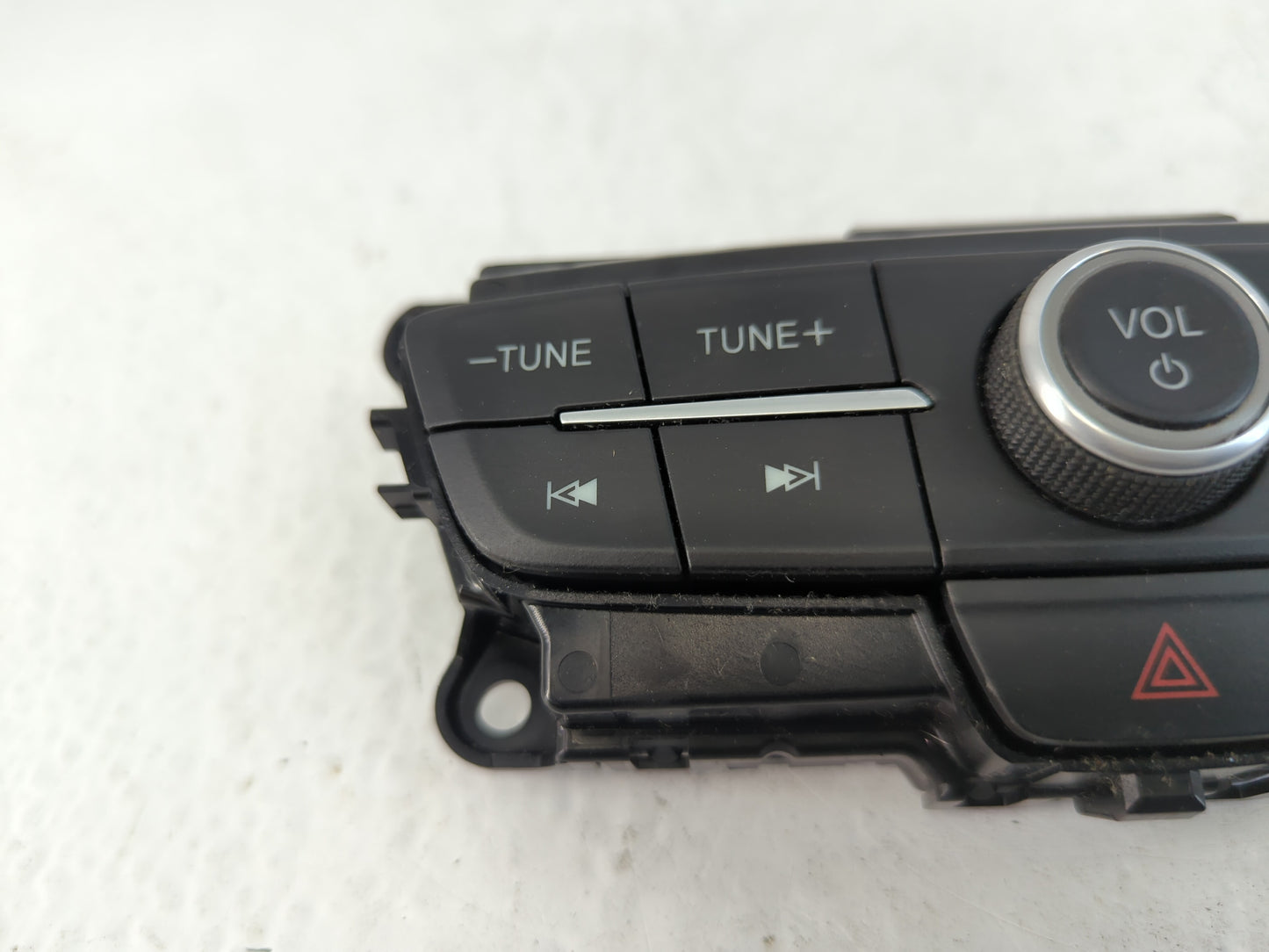 2017 Ford Escape Climate Control Module Temperature AC/Heater Replacement P/N:F1CT 18K811 HC Fits OEM Used Auto Parts - Oemu