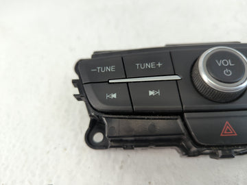 2017 Ford Escape Climate Control Module Temperature AC/Heater Replacement P/N:F1CT 18K811 HC Fits OEM Used Auto Parts