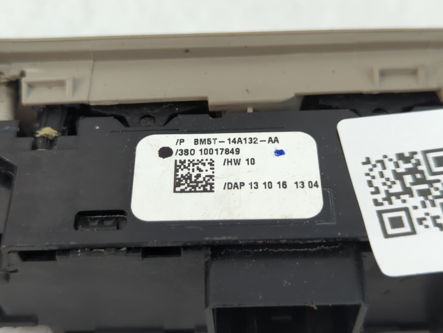 2017-2019 Ford Escape Master Power Window Switch Replacement Driver Side Left P/N:BM5T-14A132-AA Fits OEM Used Auto Parts - 