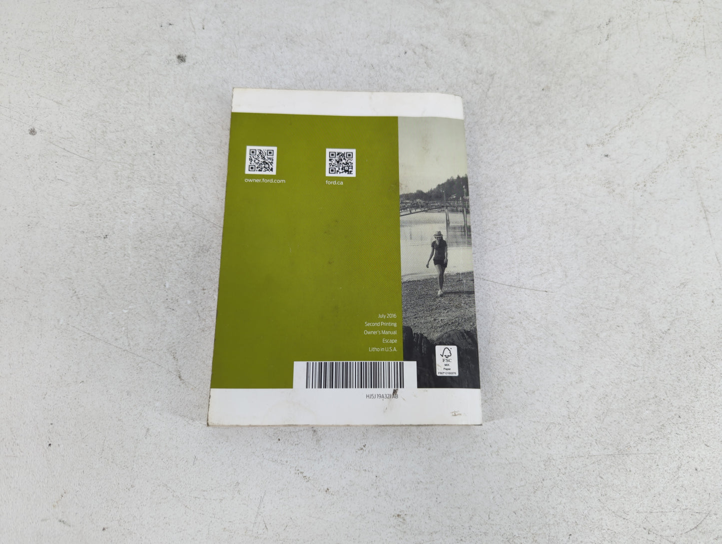 2017 Ford Escape Owners Manual Book Guide P/N:HJ5J 19A321 AB OEM Used Auto Parts - Oemusedautoparts1.com