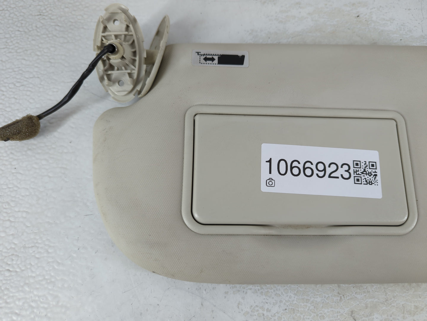 2013-2019 Ford Escape Sun Visor Shade Replacement Driver Left Mirror Fits Fits 2013 2014 2015 2016 2017 2018 2019 OEM Used A