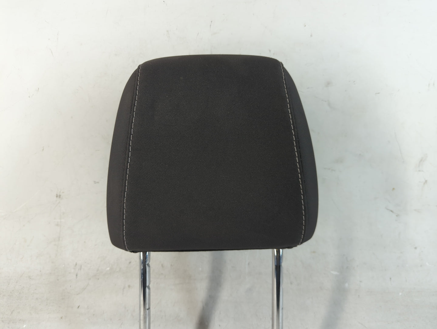 2016-2019 Ford Escape Headrest Head Rest Front Driver Passenger Seat Fits Fits 2016 2017 2018 2019 OEM Used Auto Parts - Oem