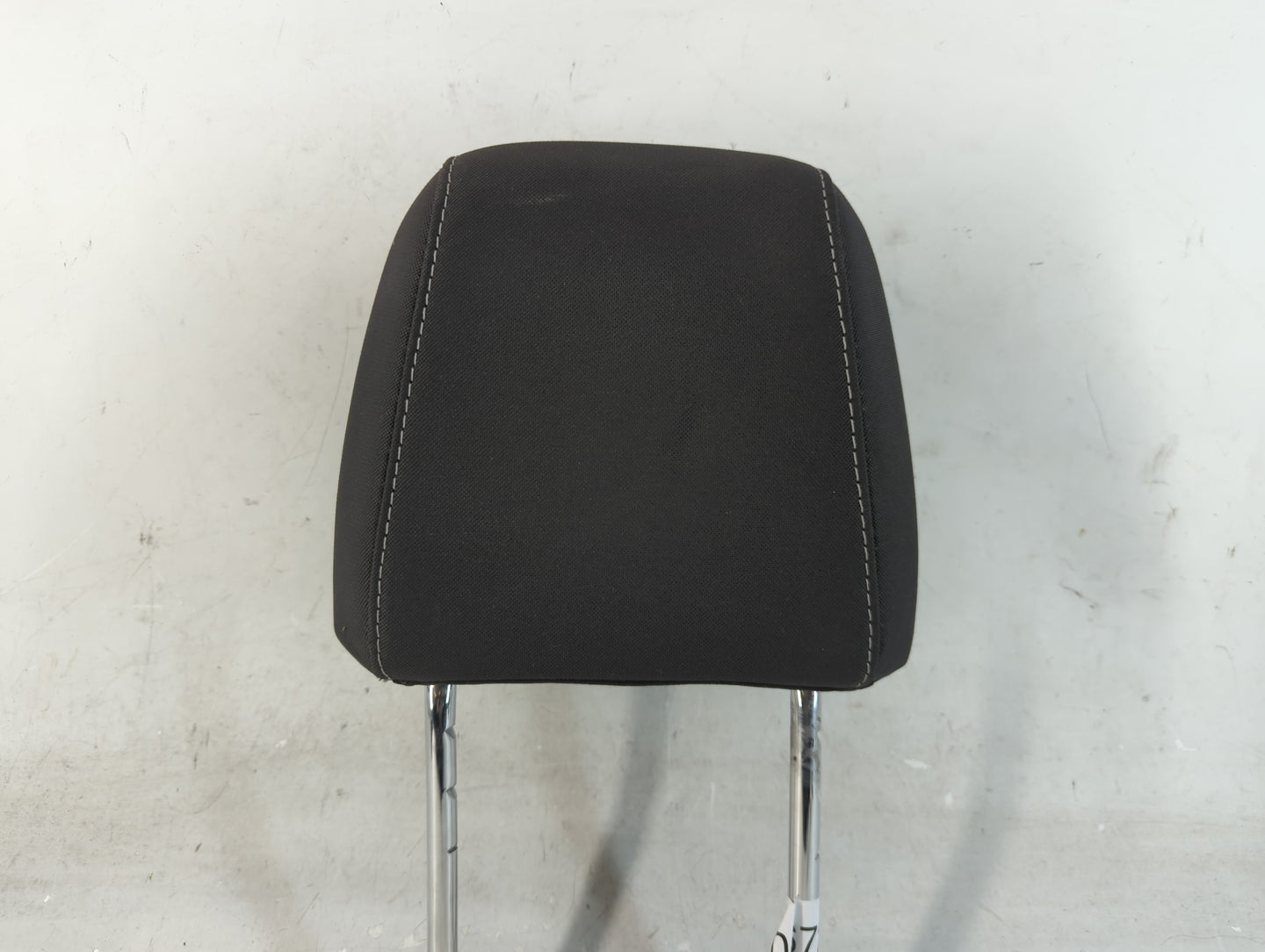 2017 Ford Escape Headrest Head Rest Front Driver Passenger Seat Fits OEM Used Auto Parts - Oemusedautoparts1.com