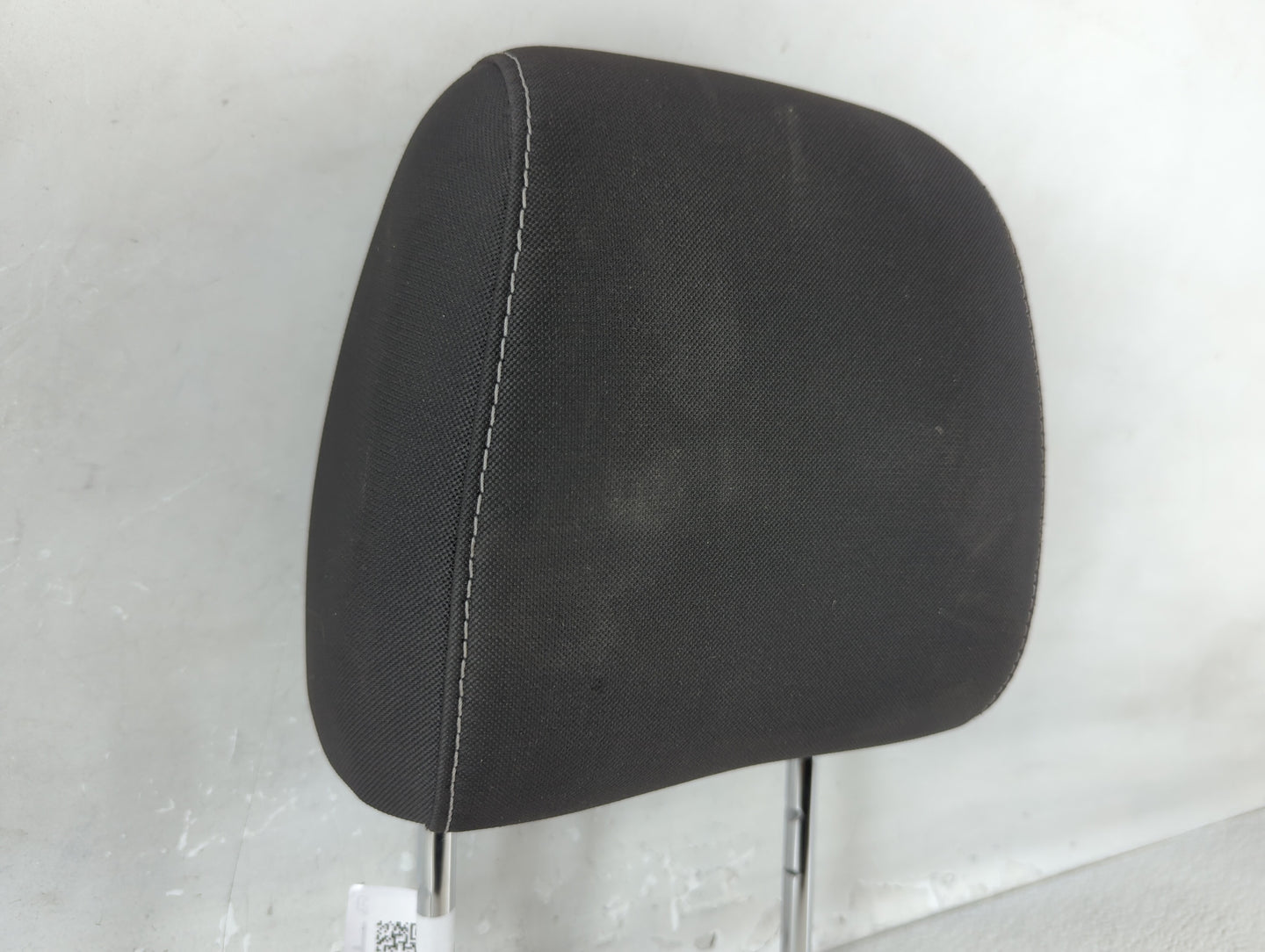 2016-2019 Ford Escape Headrest Head Rest Front Driver Passenger Seat Fits Fits 2016 2017 2018 2019 OEM Used Auto Parts - Oem