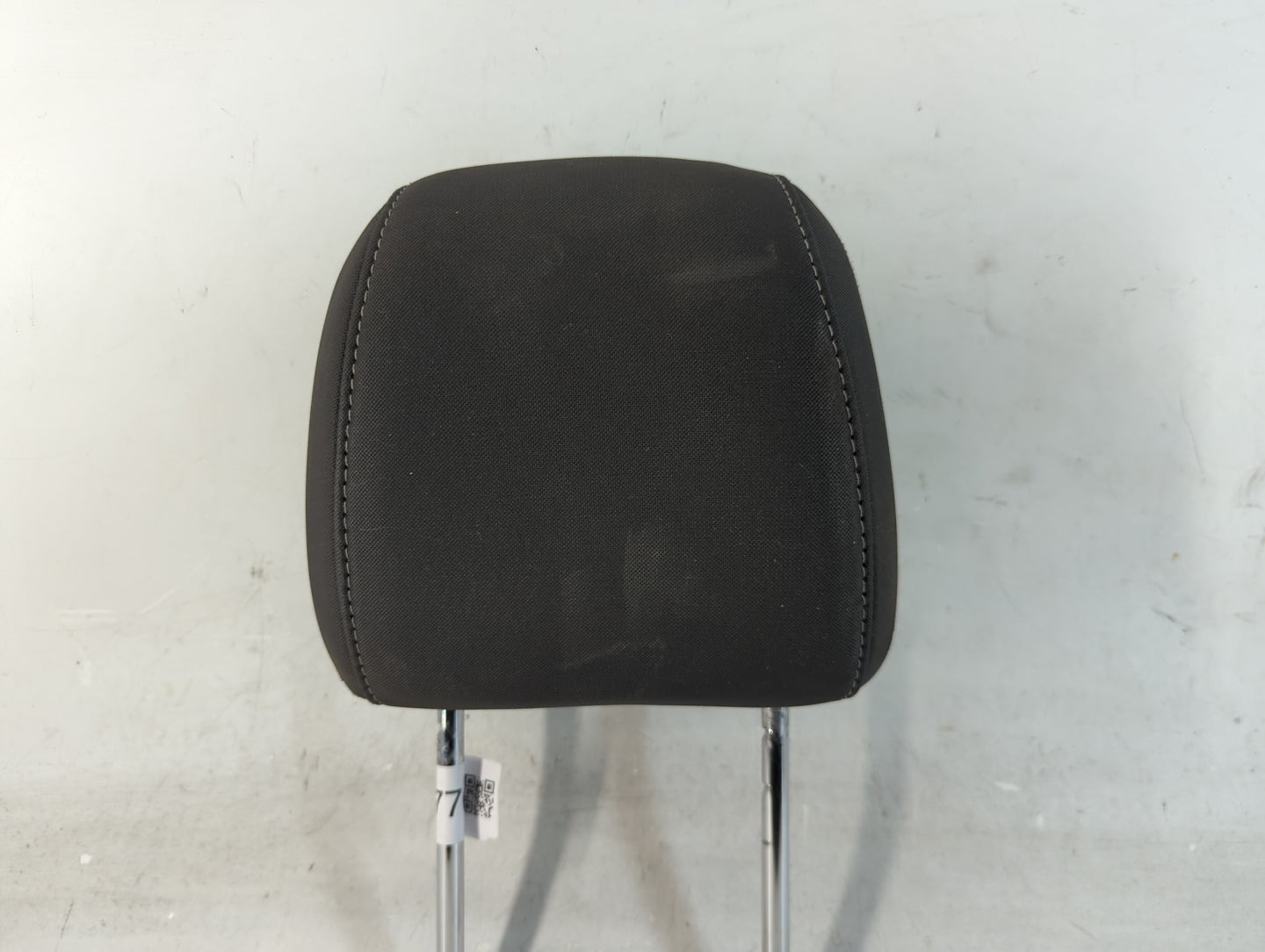 2017-2019 Ford Escape Headrest Head Rest Front Driver Passenger Seat Fits Fits 2017 2018 2019 OEM Used Auto Parts - Oemuseda