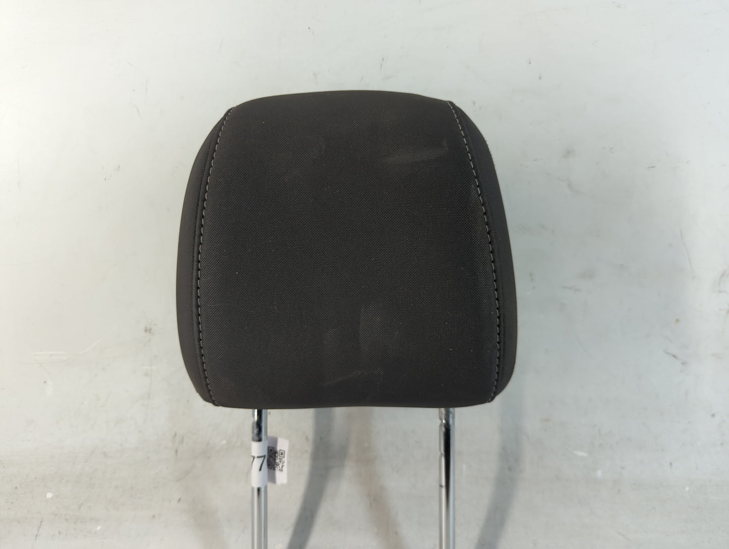 2017-2019 Ford Escape Headrest Head Rest Front Driver Passenger Seat Fits Fits 2017 2018 2019 OEM Used Auto Parts - Oemuseda