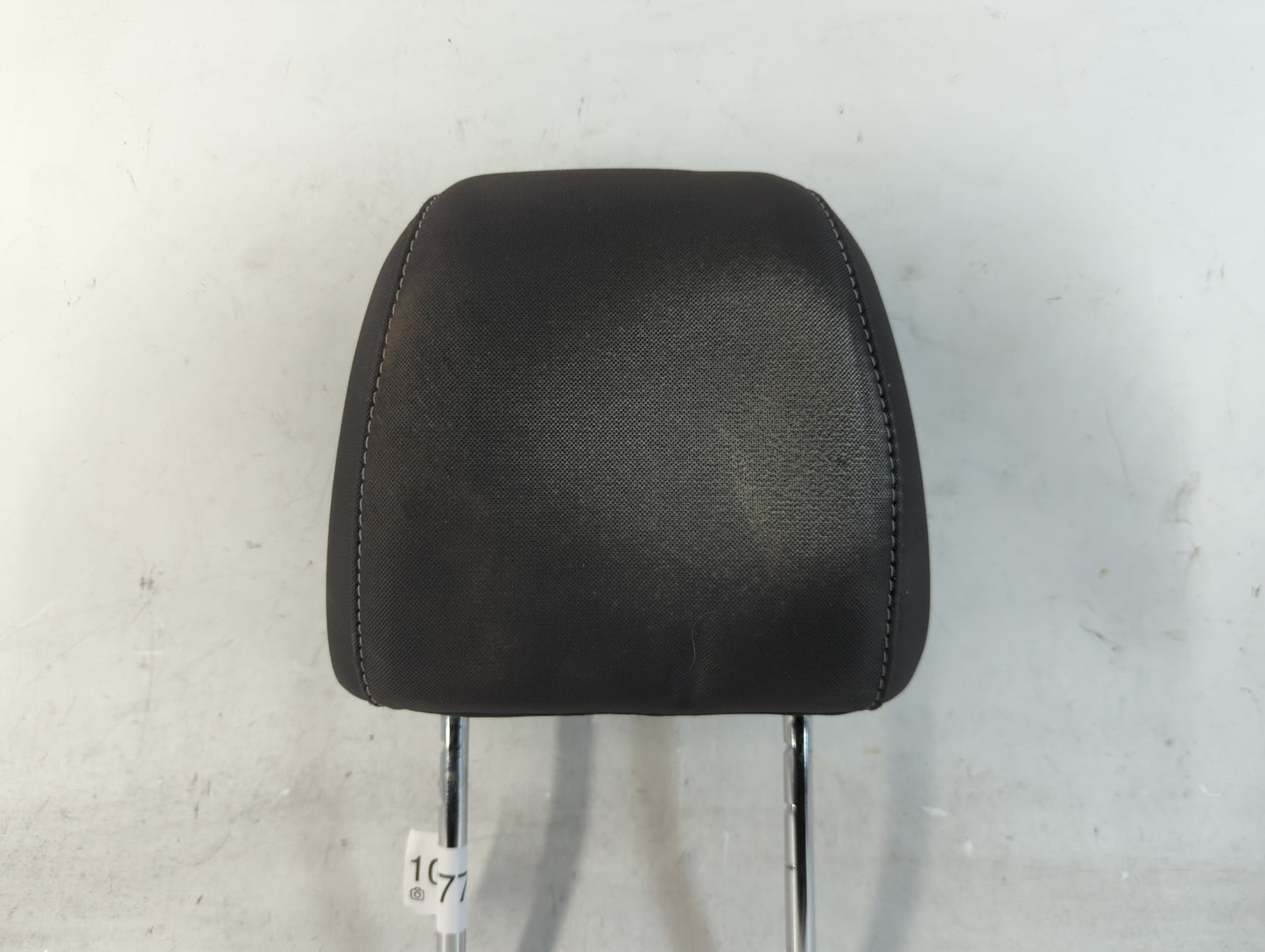 2016-2019 Ford Escape Headrest Head Rest Front Driver Passenger Seat Fits Fits 2016 2017 2018 2019 OEM Used Auto Parts - Oem